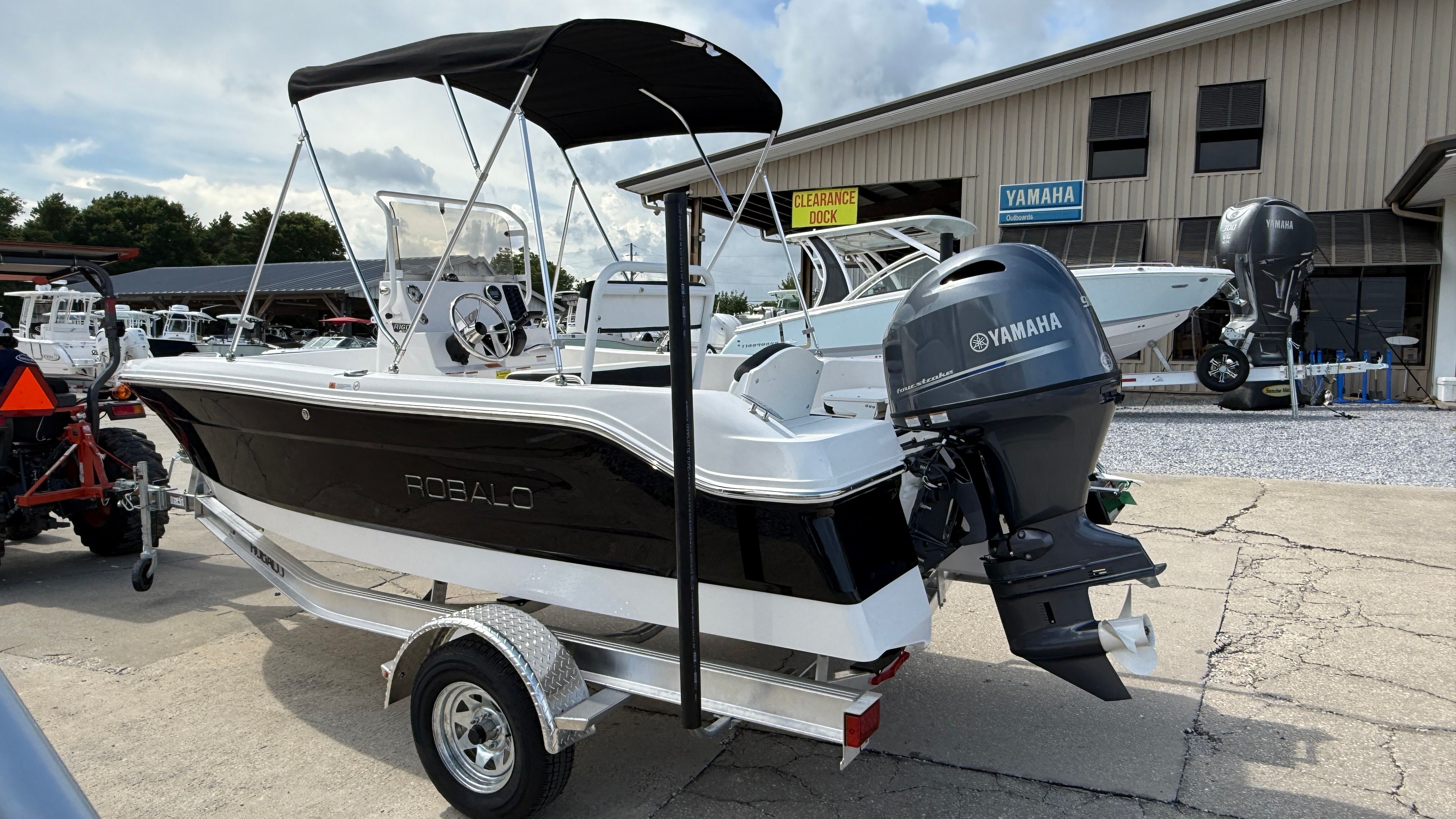 2025 Robalo 160 CC - Photo 13