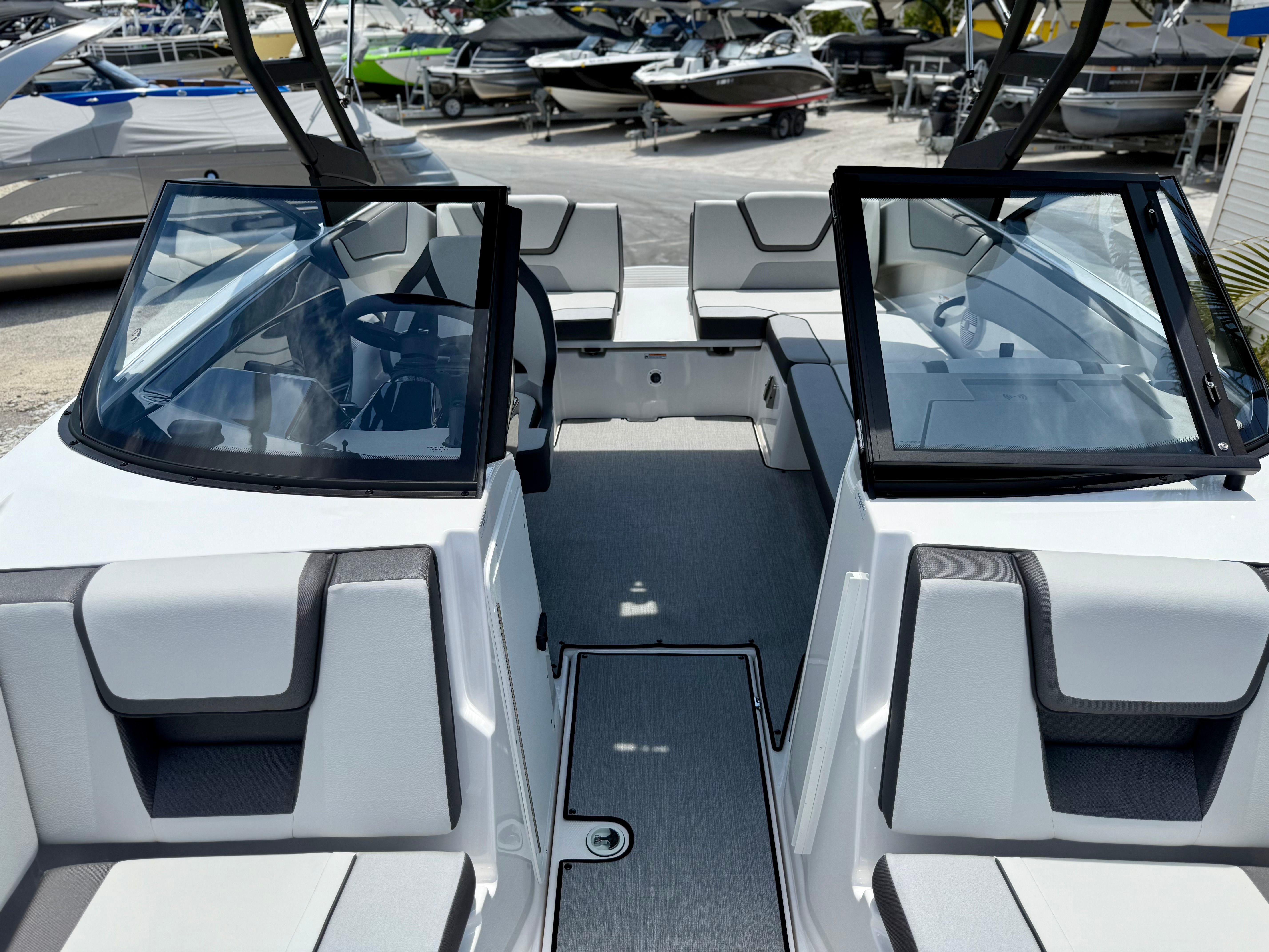 2025 Yamaha AR220 - Photo 33