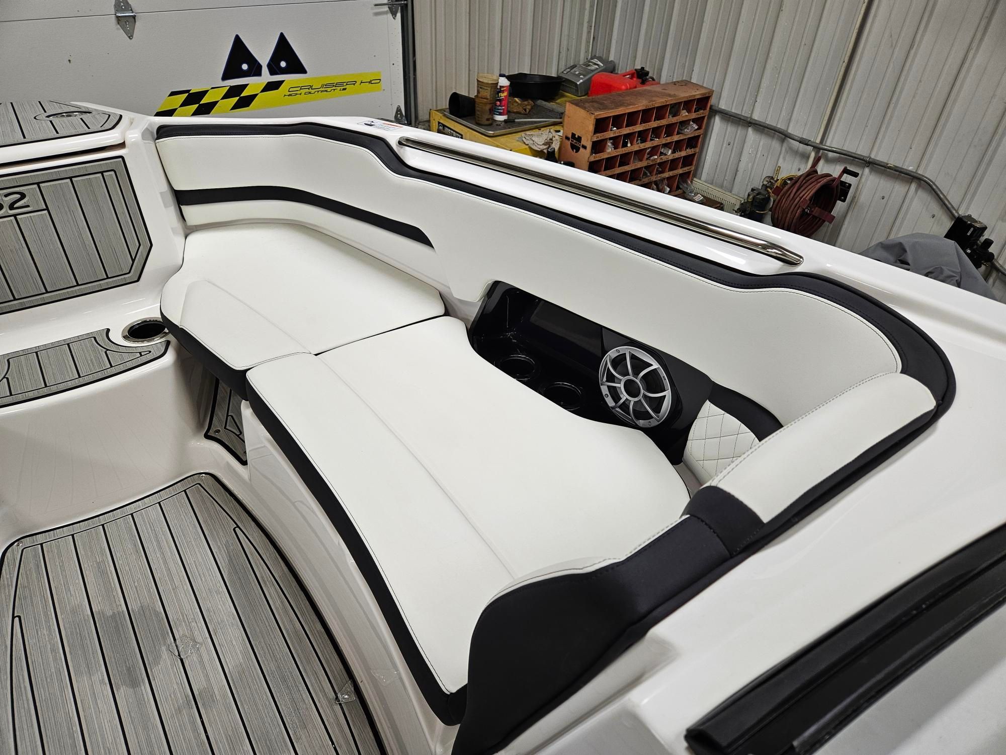 2025 Yamaha 252 S — photo 30 view