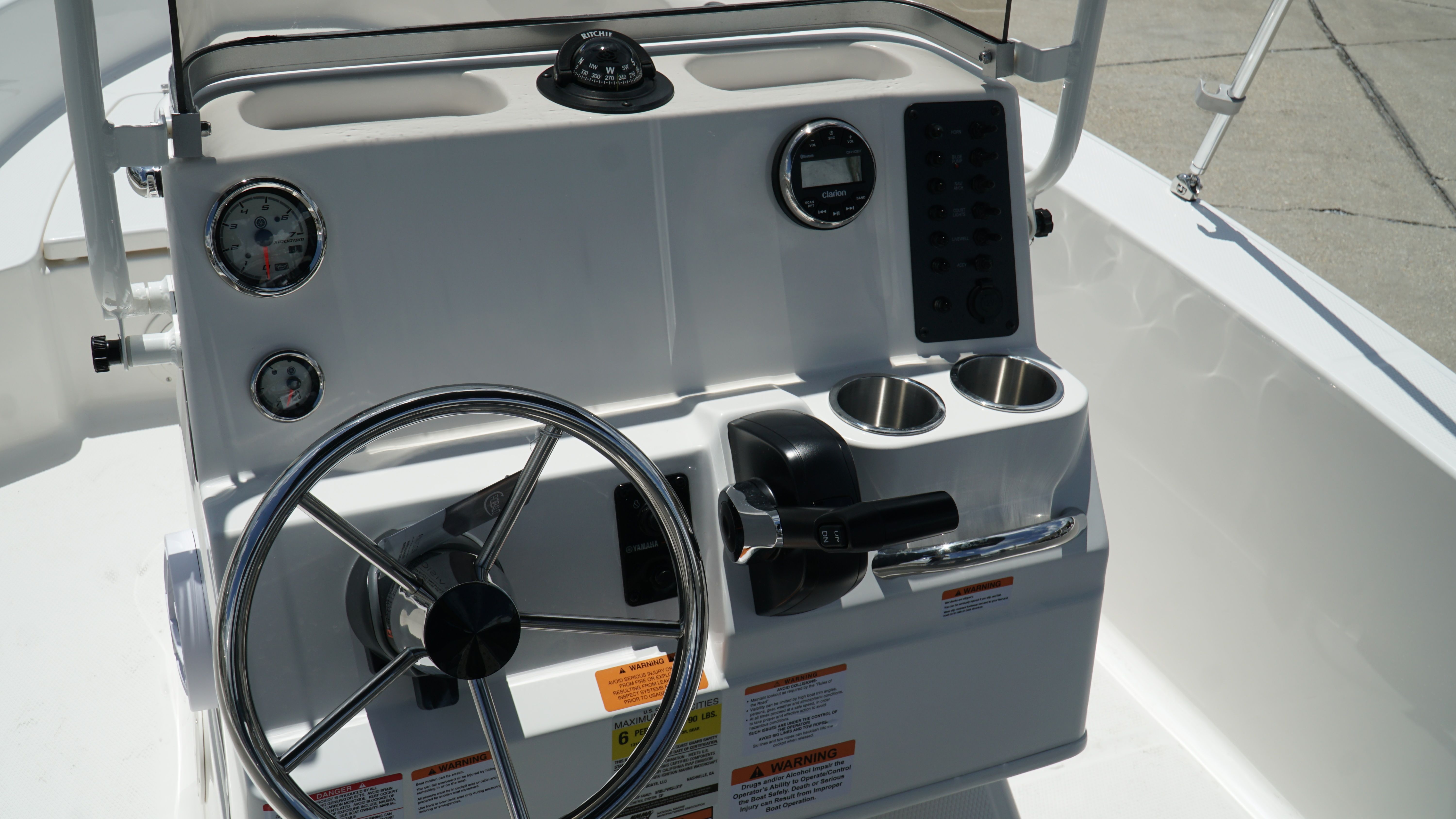 2025 Robalo 160 CC - Photo 27