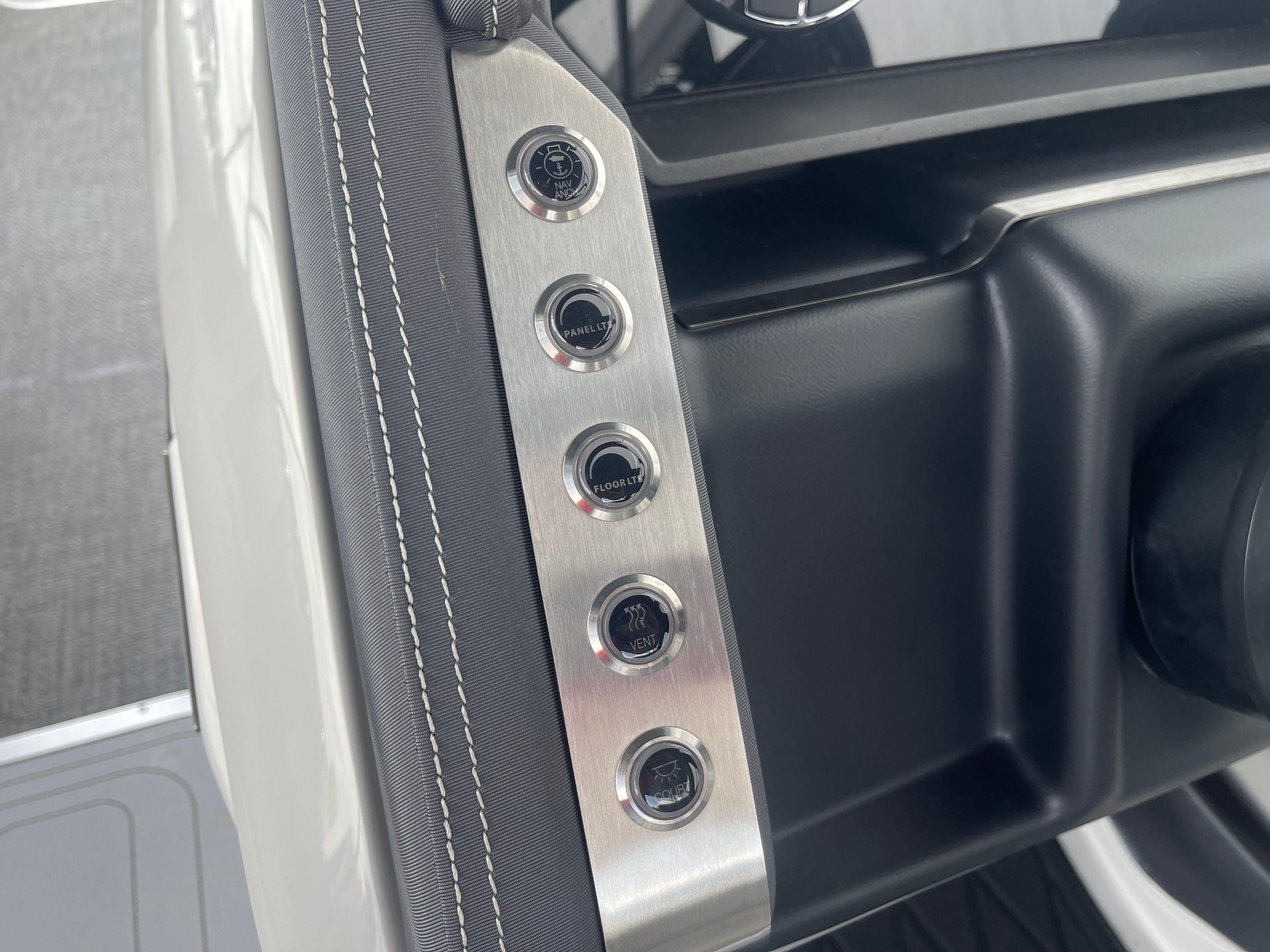 2025 Barletta Lusso L25M - Photo 27