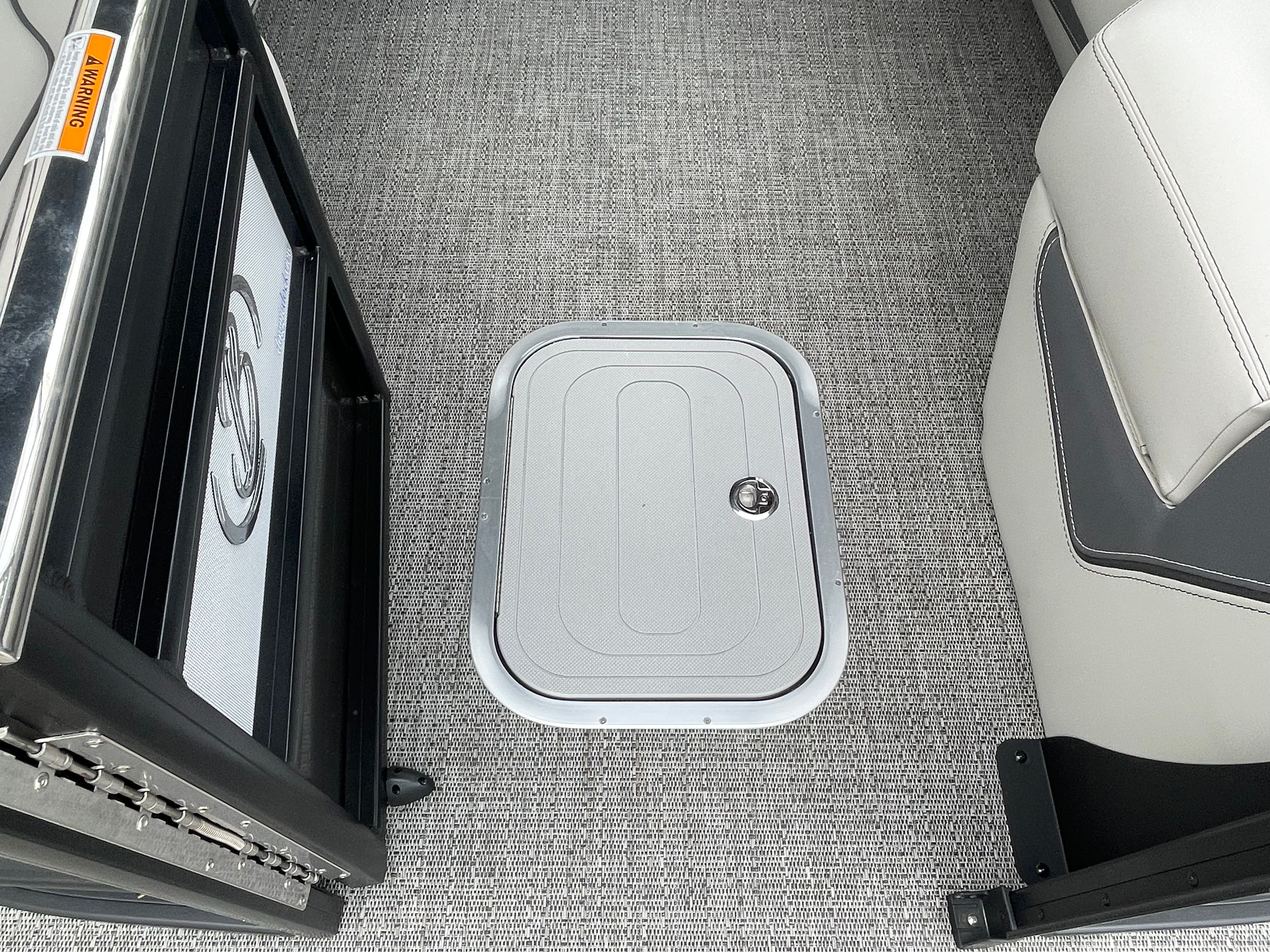 2025 Barletta Lusso L25UC - Photo 16