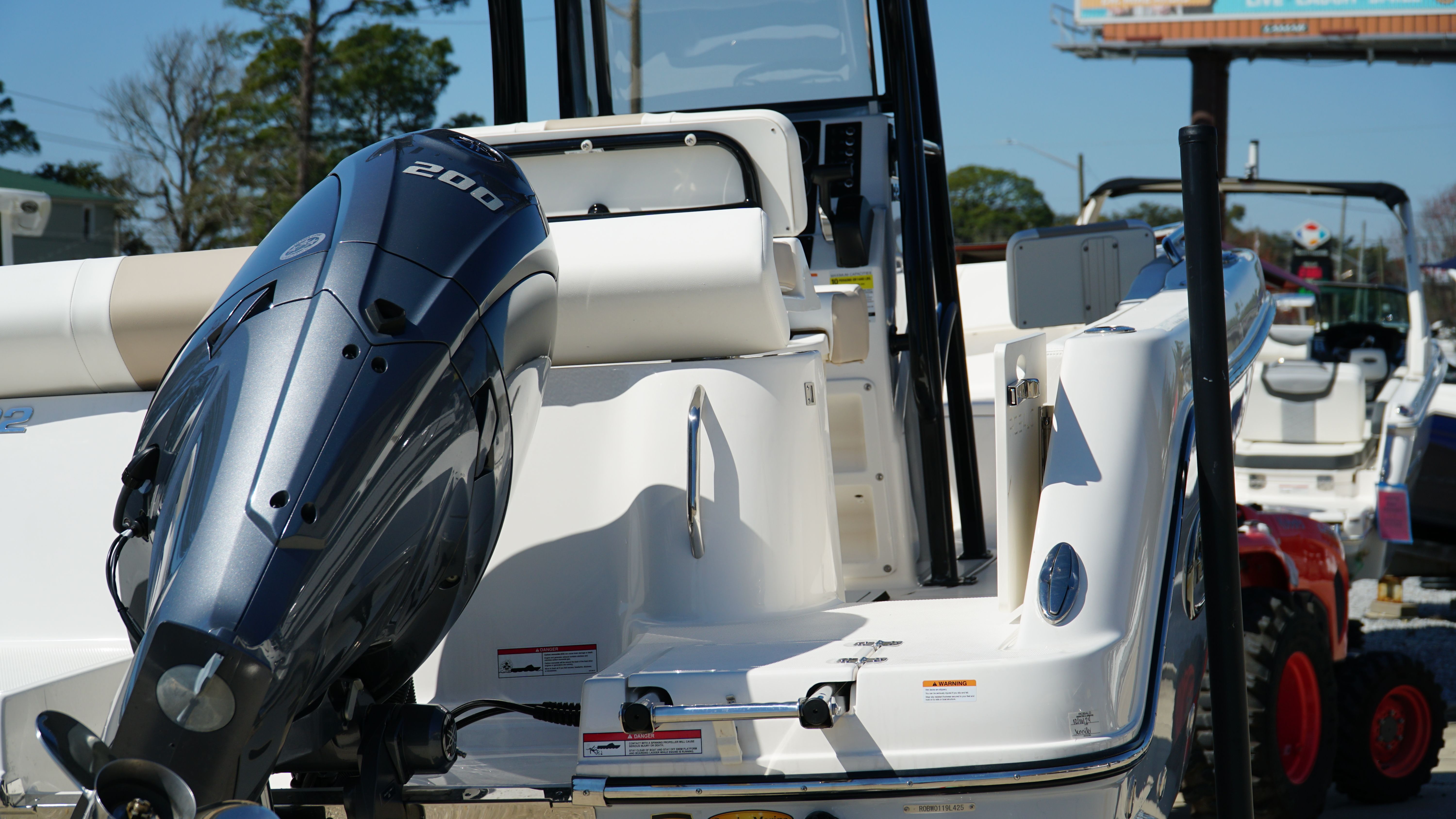 2025 Robalo 222 CC - Photo 14