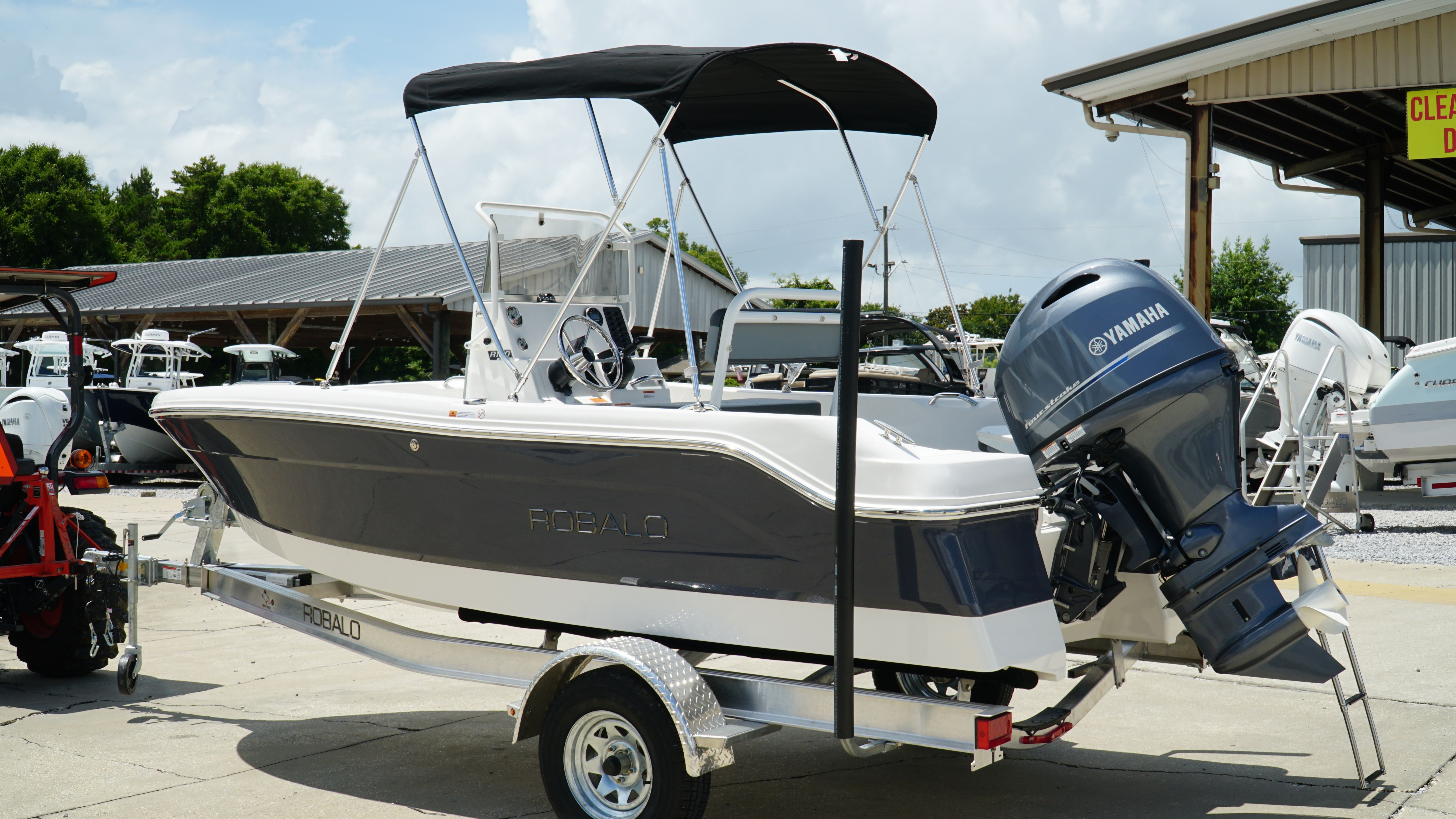2025 Robalo 160 CC - Photo 3