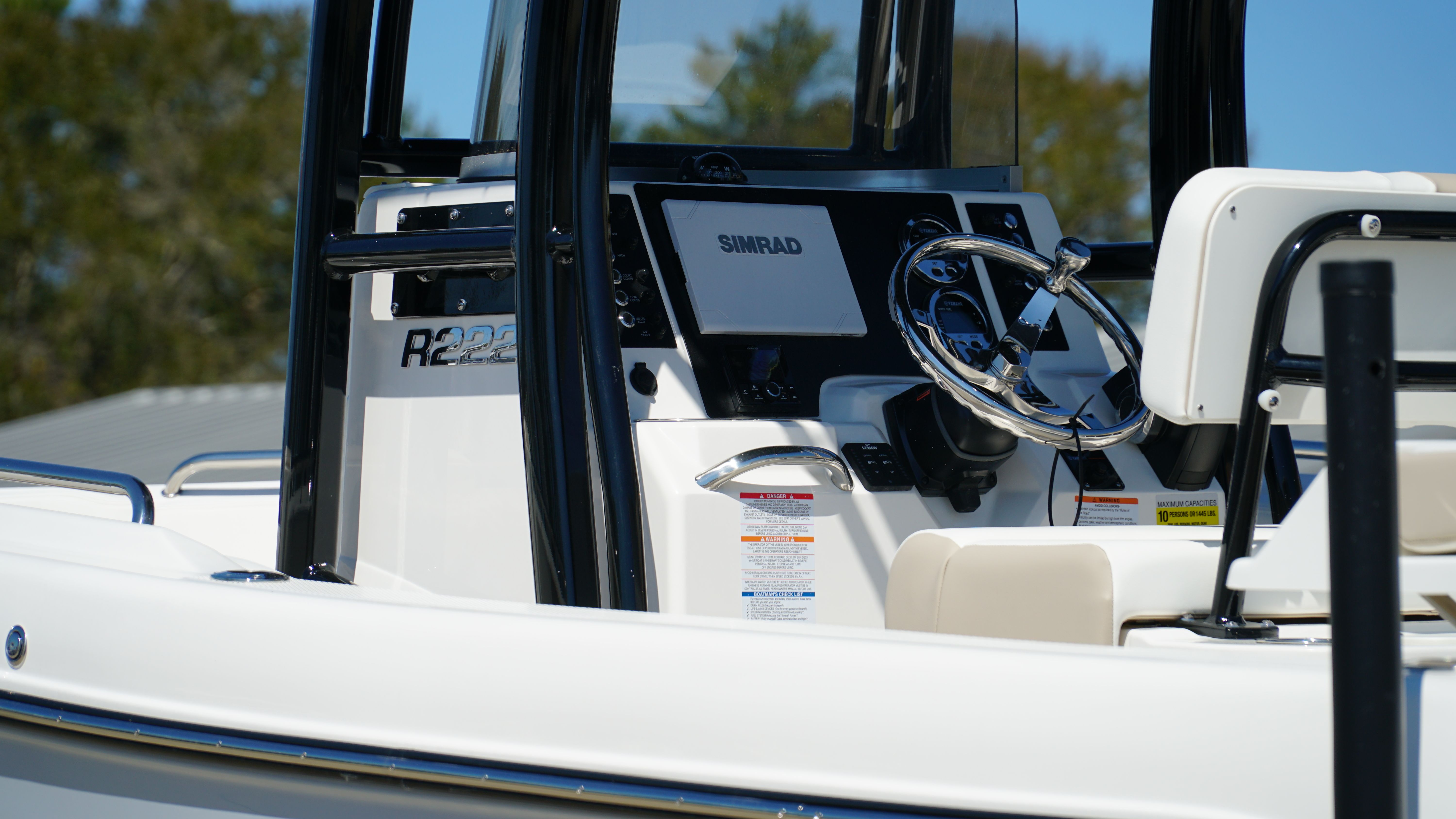 2025 Robalo 222 CC - Photo 5