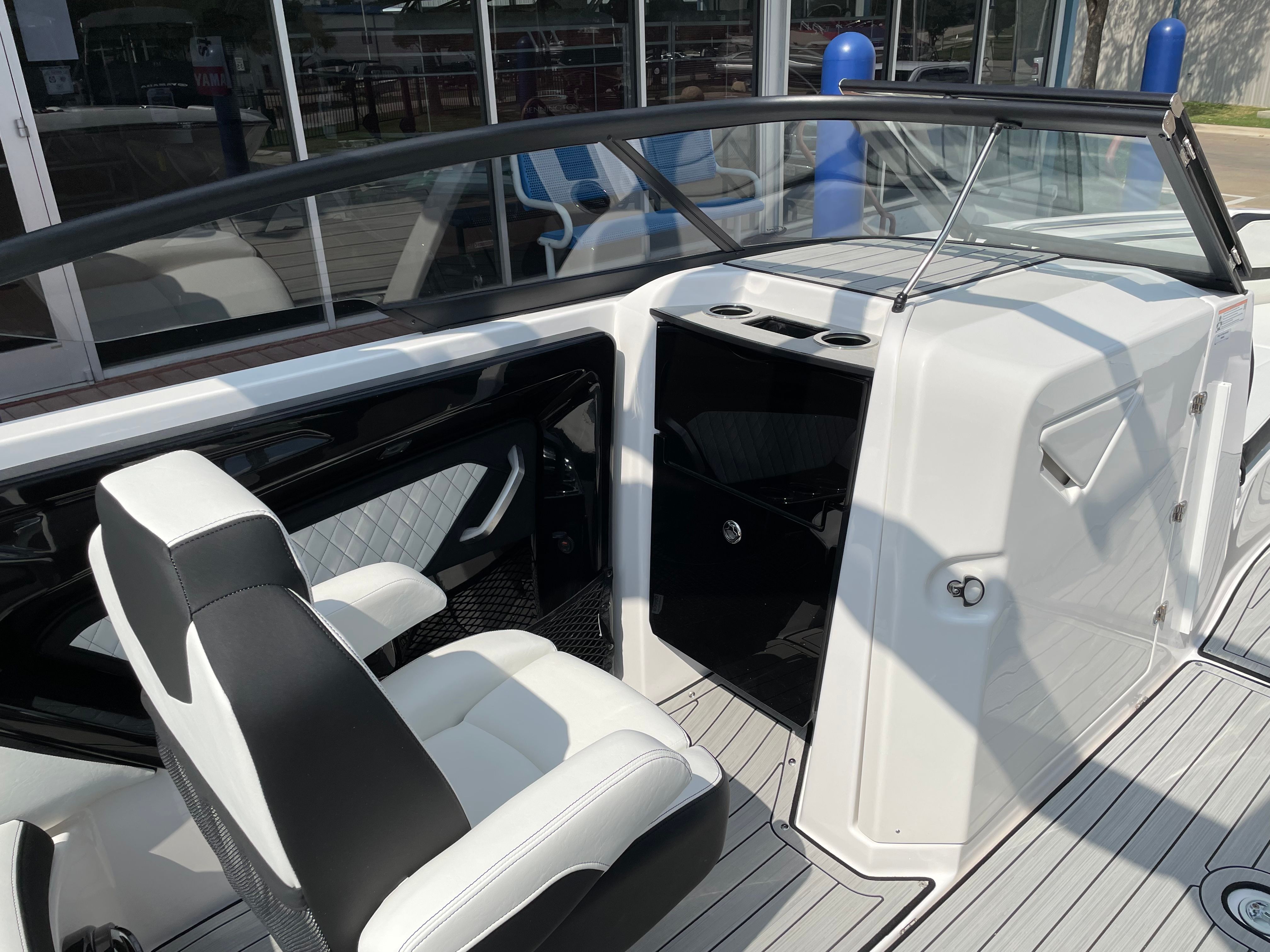 2025 Yamaha 252 S — photo 22 view