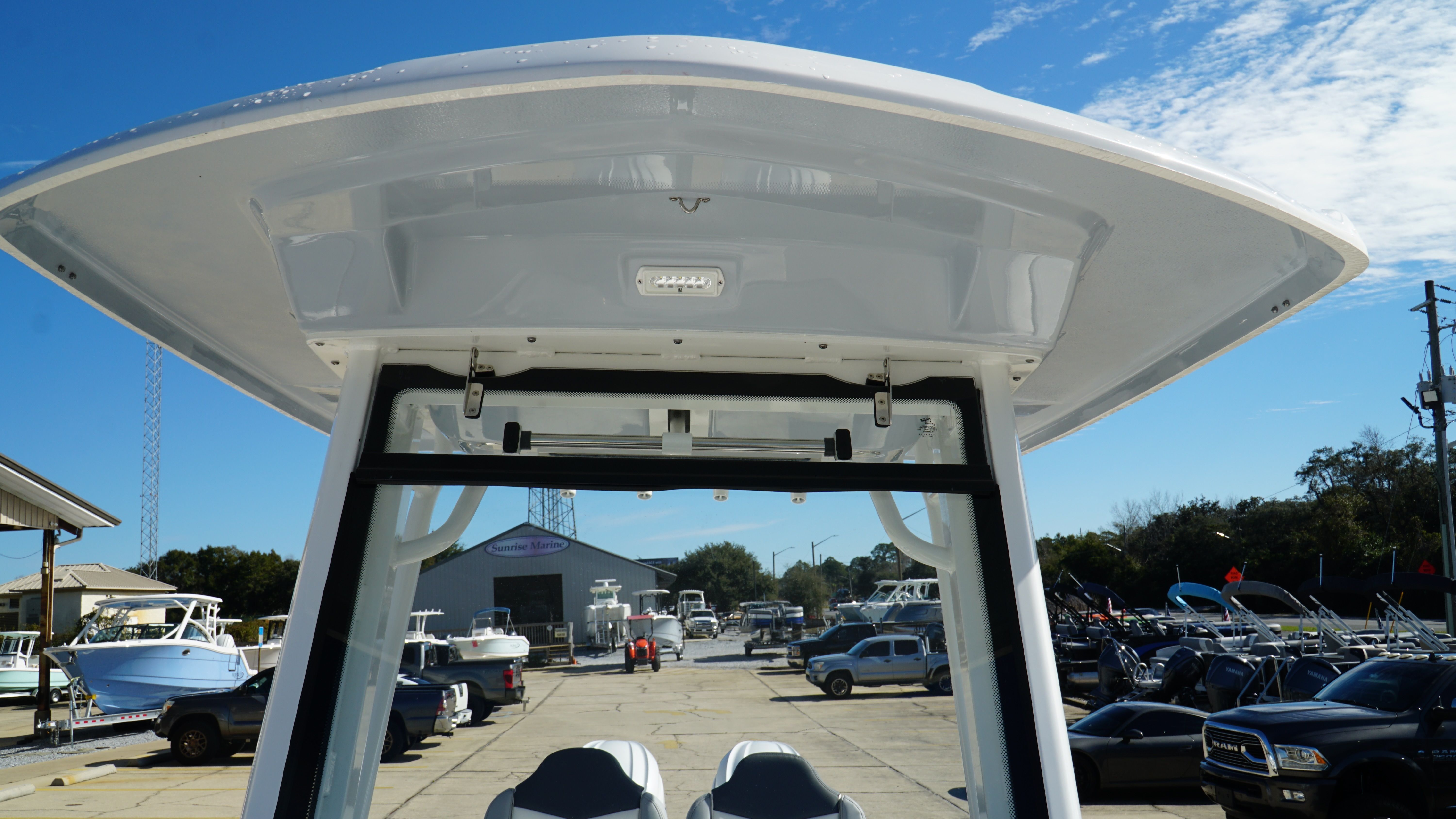 2025 Robalo 250 CC — photo 19 view