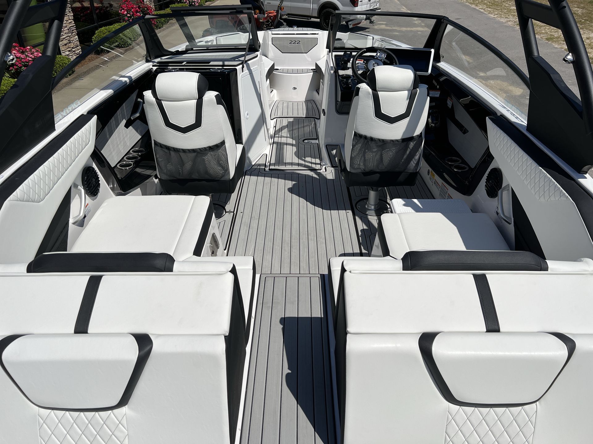 2025 Yamaha 222 SD - Photo 14