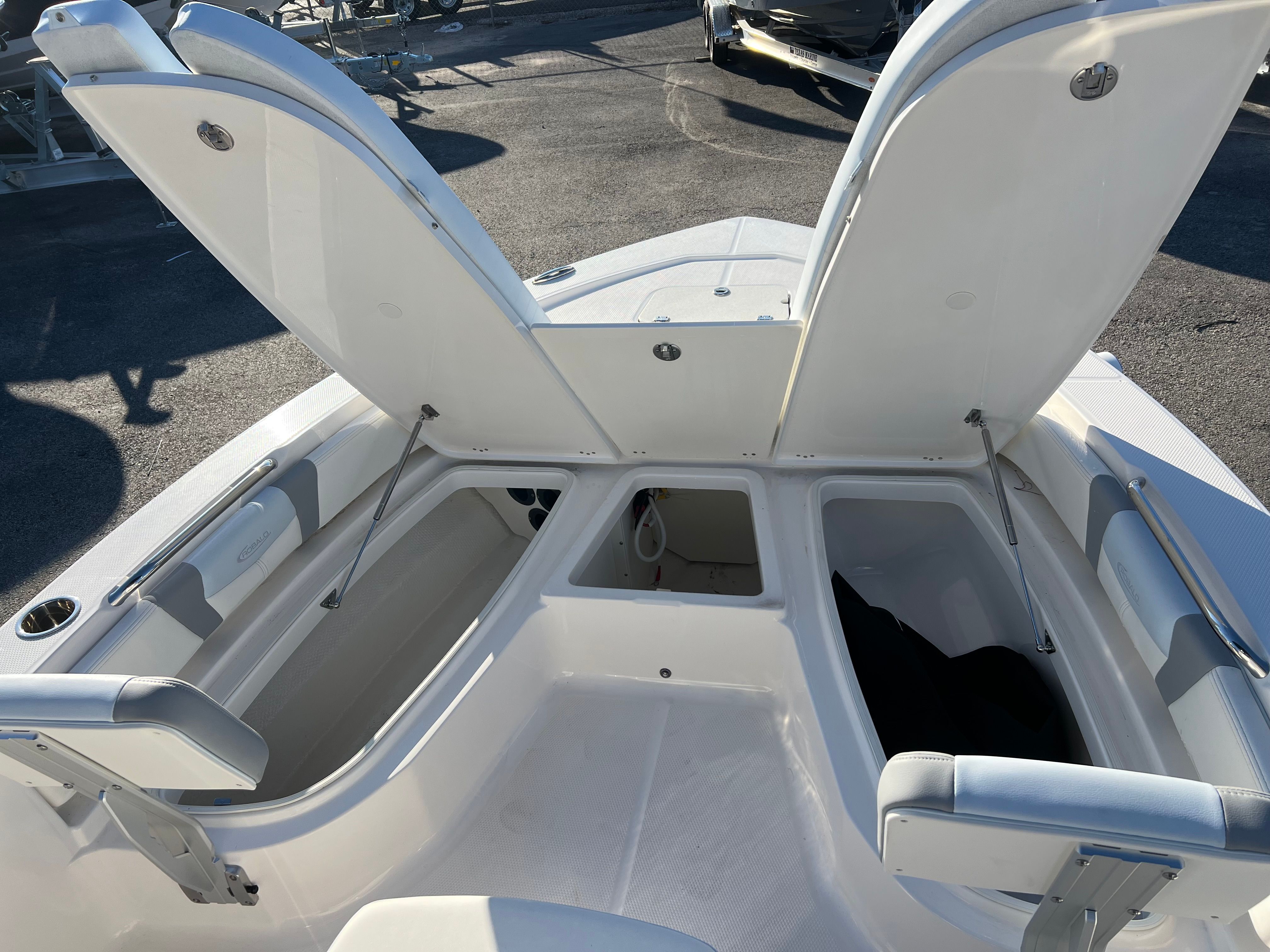 2025 Robalo 206 Cayman DLX - Photo 8