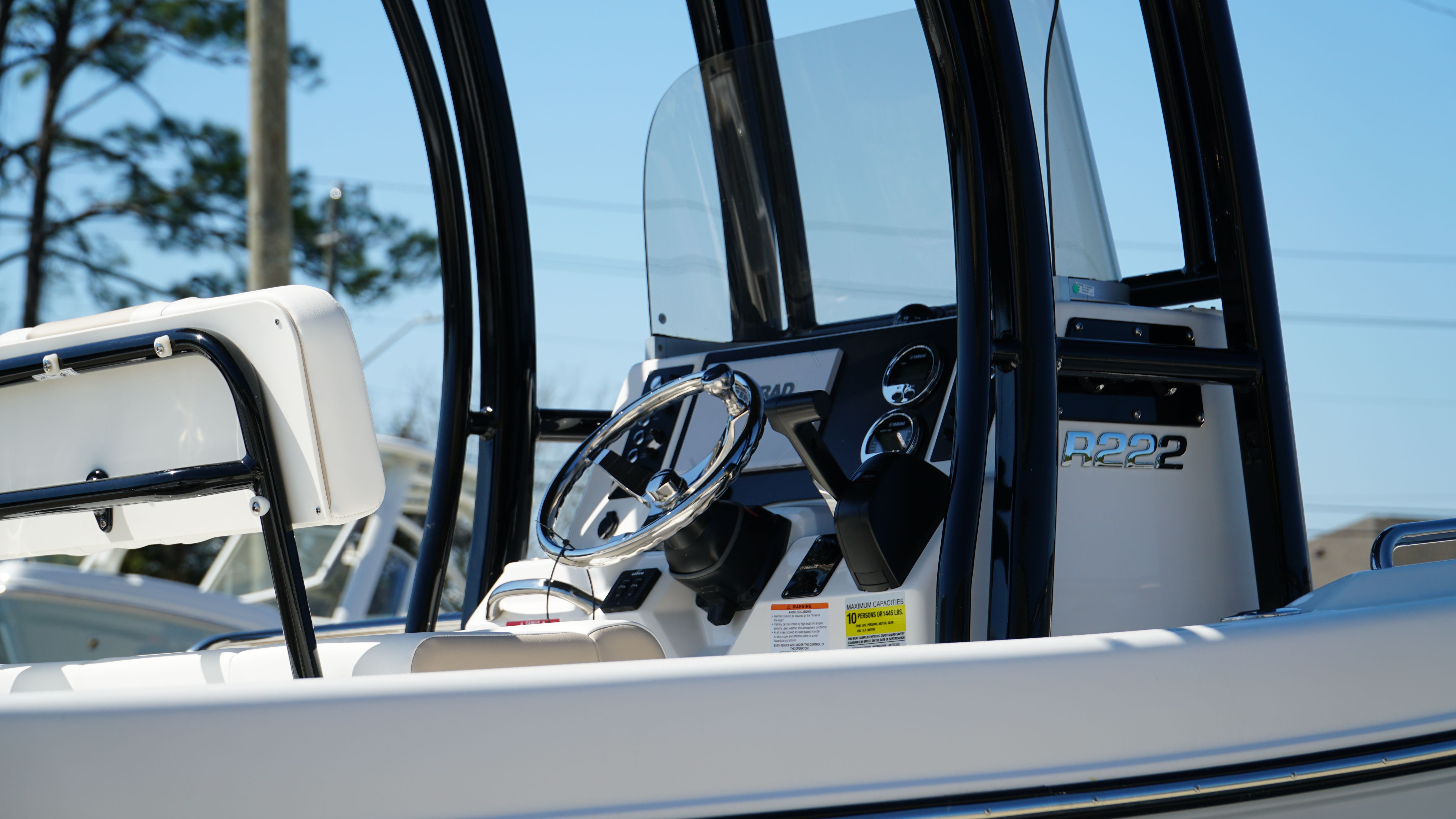 2025 Robalo 222 CC - Photo 13
