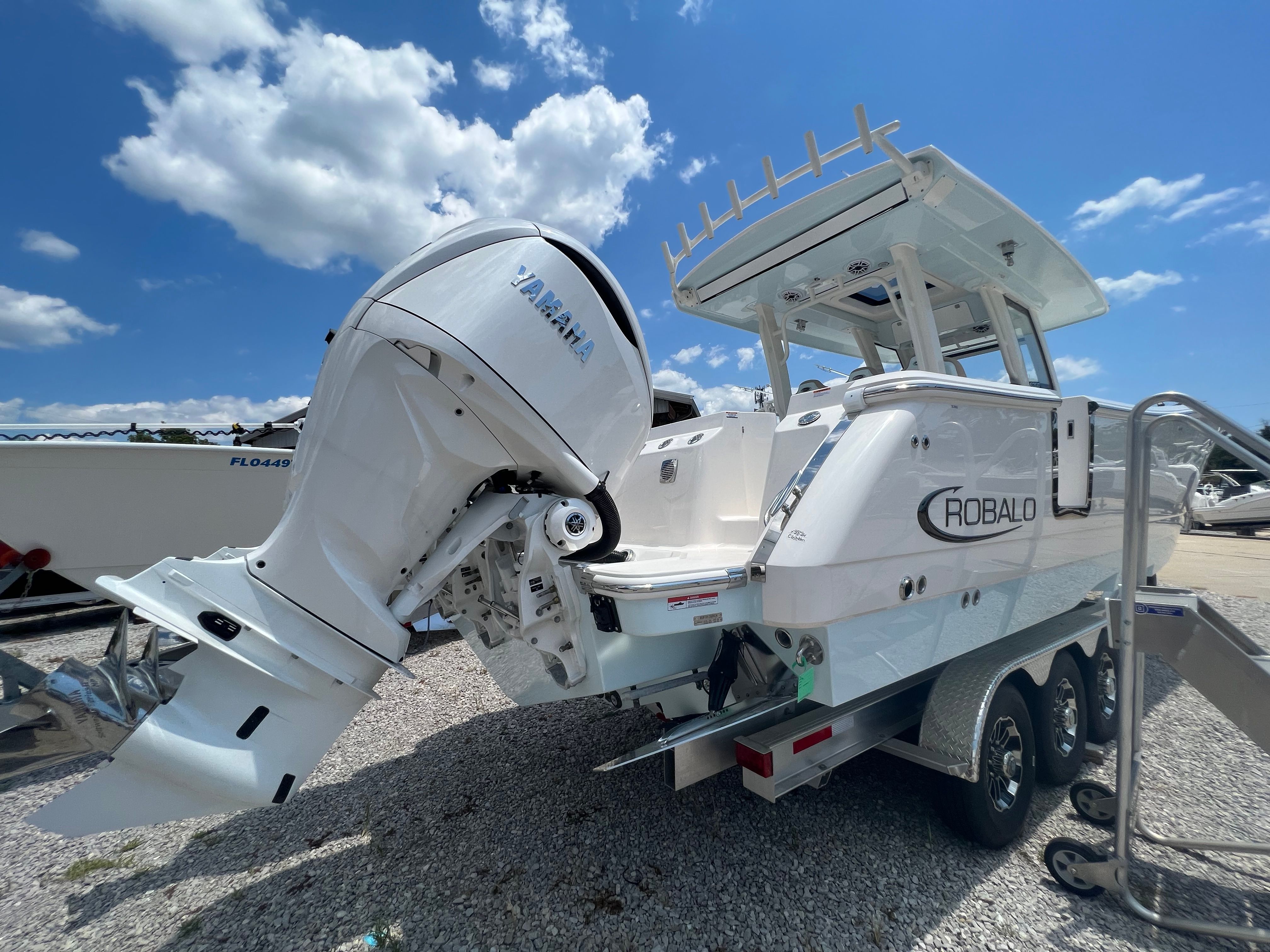 2024 Robalo 360 CC - Photo 3