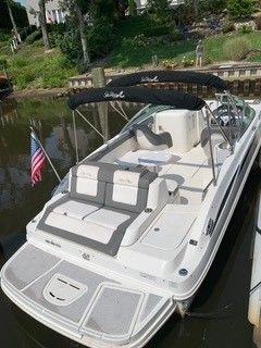 2011 Sea Ray Sundeck 260 - Photo 3