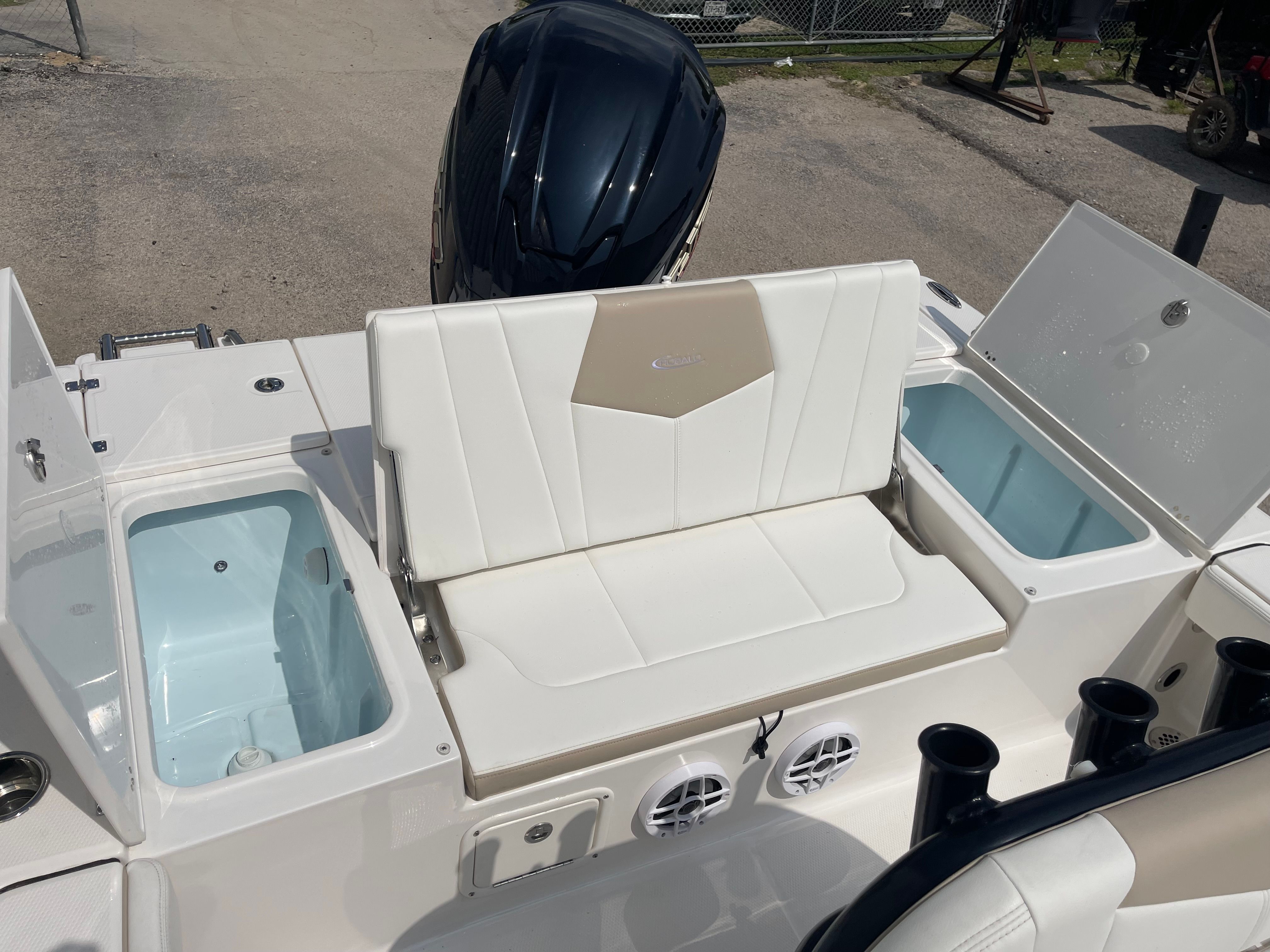 2025 Robalo 226 Cayman STD - Photo 15