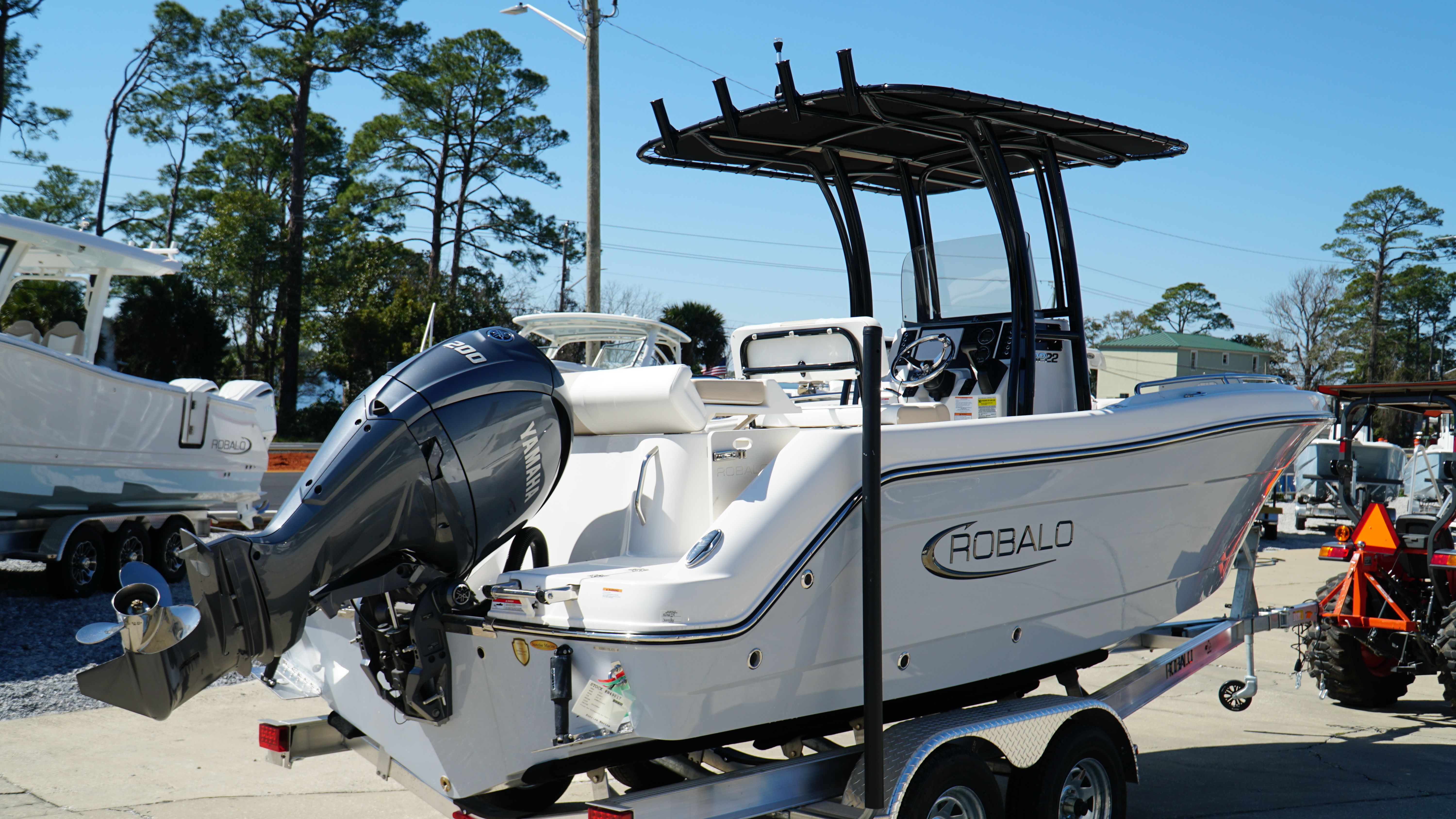 2025 Robalo 222 CC - Photo 15