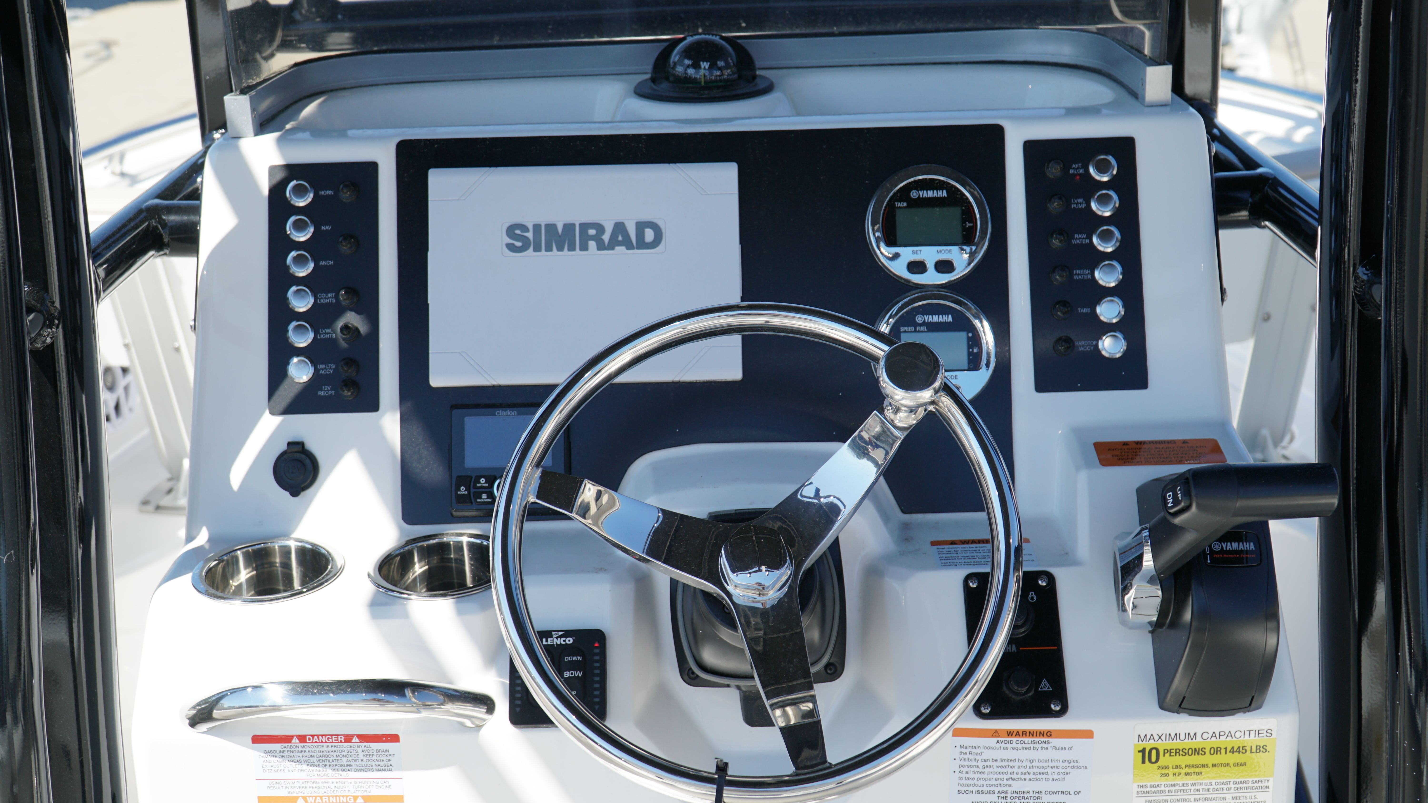 2025 Robalo 222 CC - Photo 33