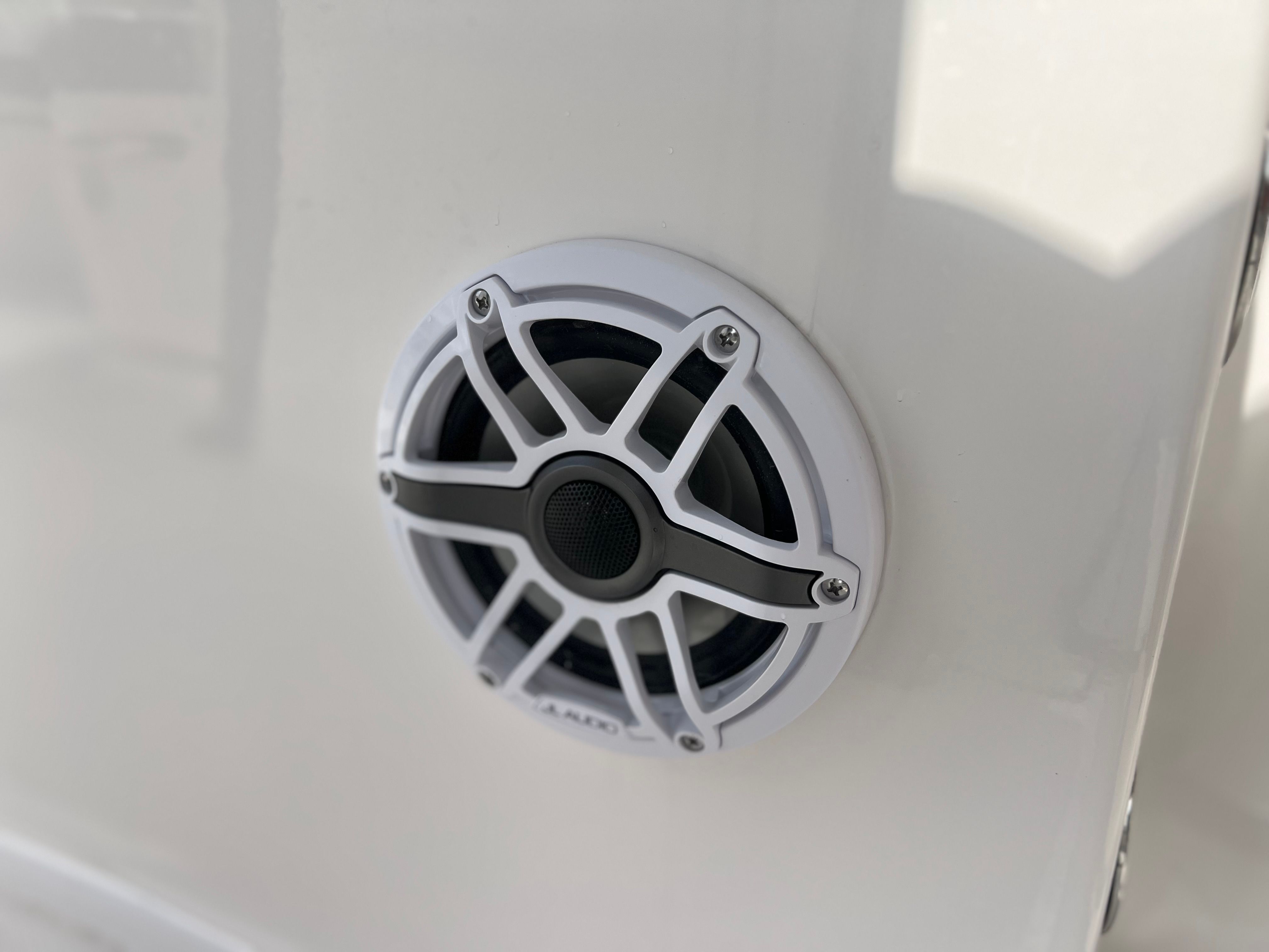 2025 Robalo 230 CC - Photo 12