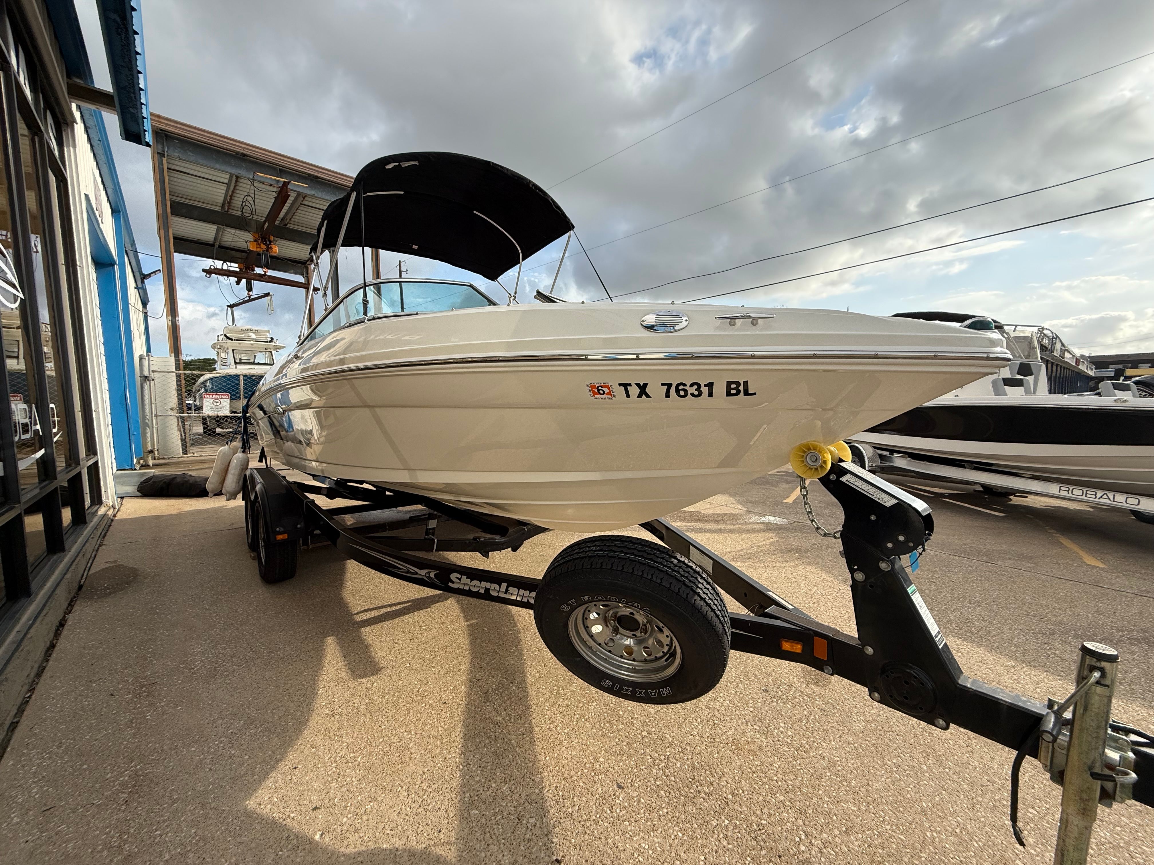 2011 Sea Ray Sport 205 - Photo 4