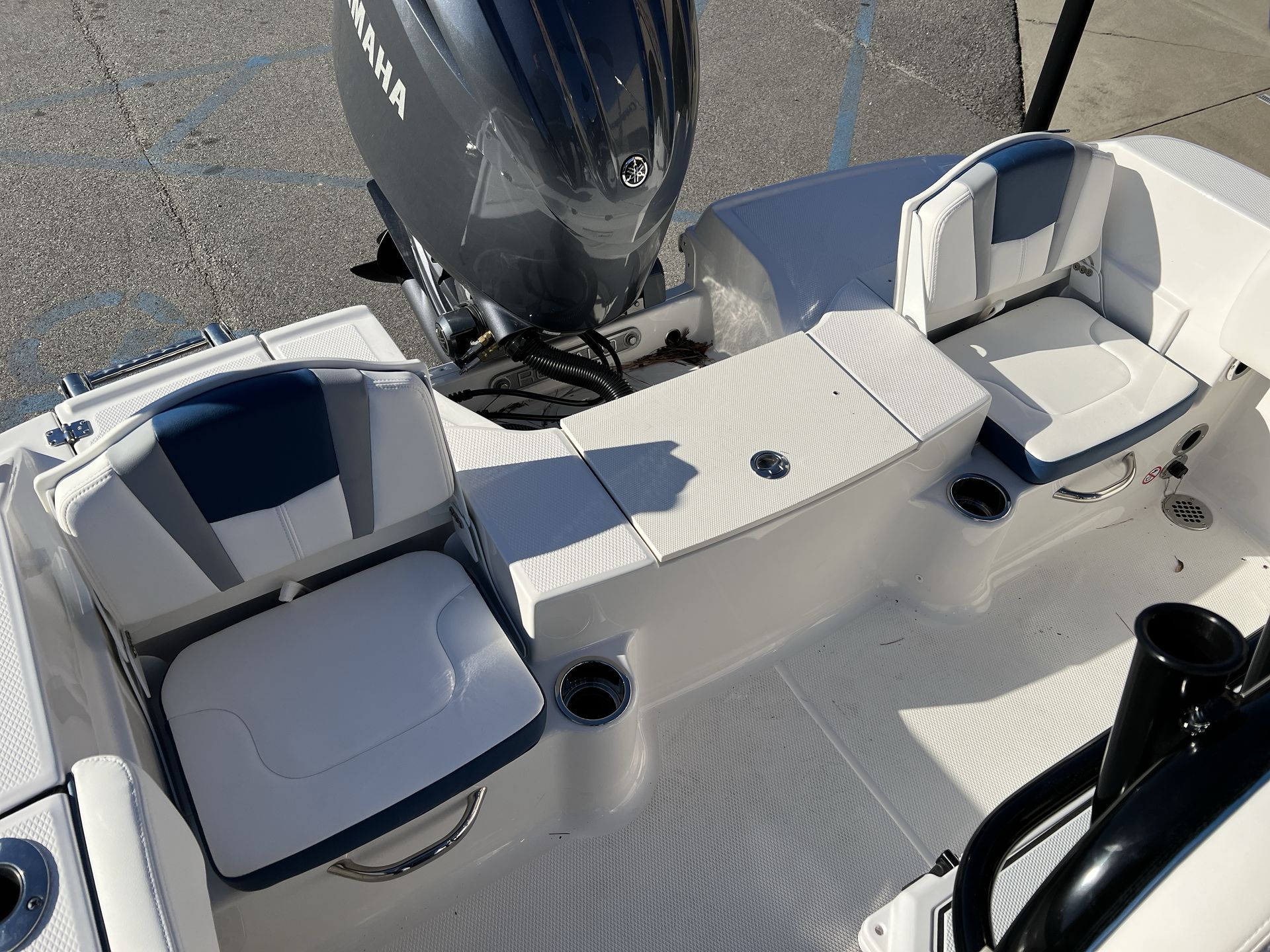 2025 Robalo 180 CC - Photo 9