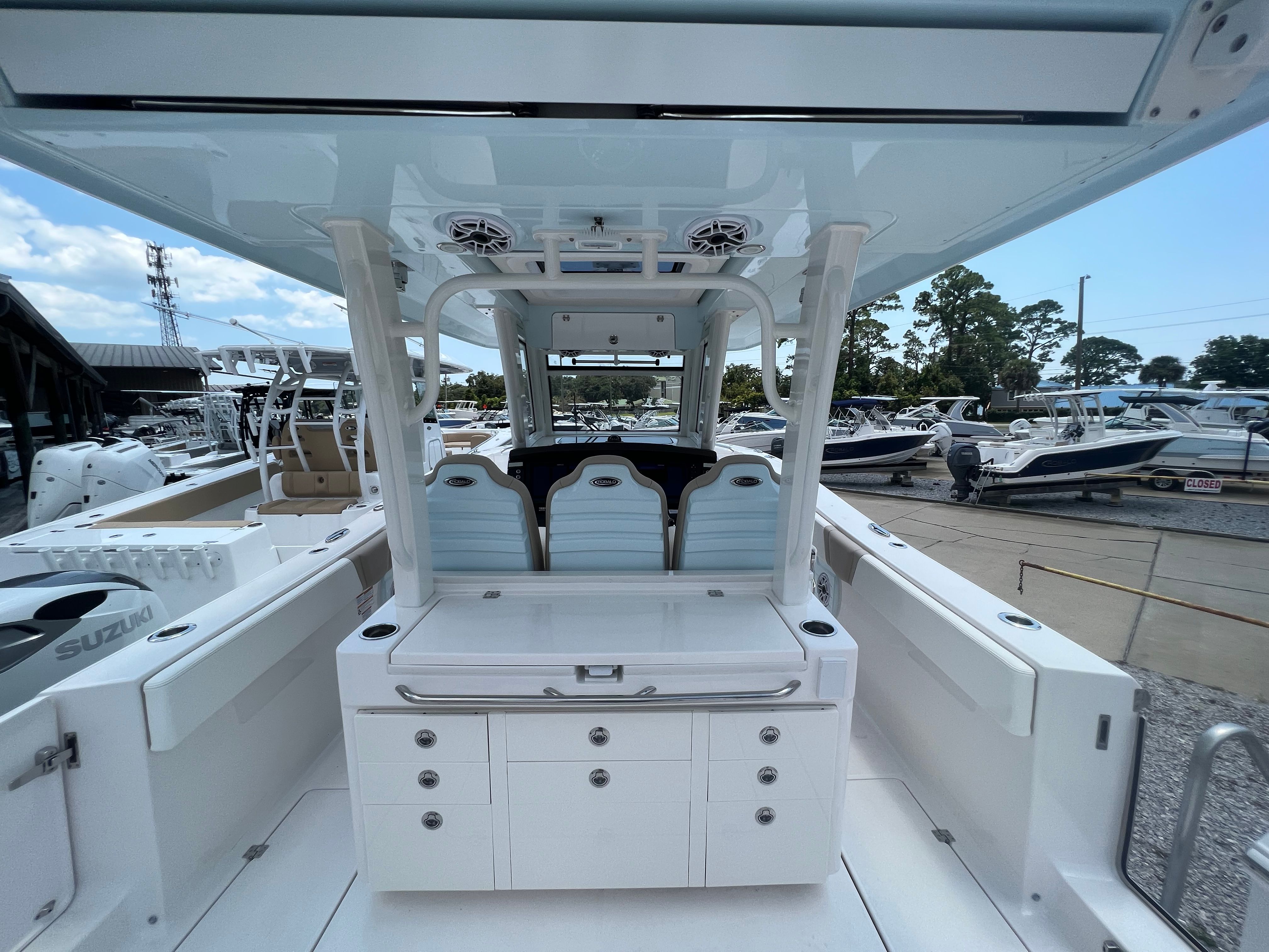 2024 Robalo 360 CC - Photo 6