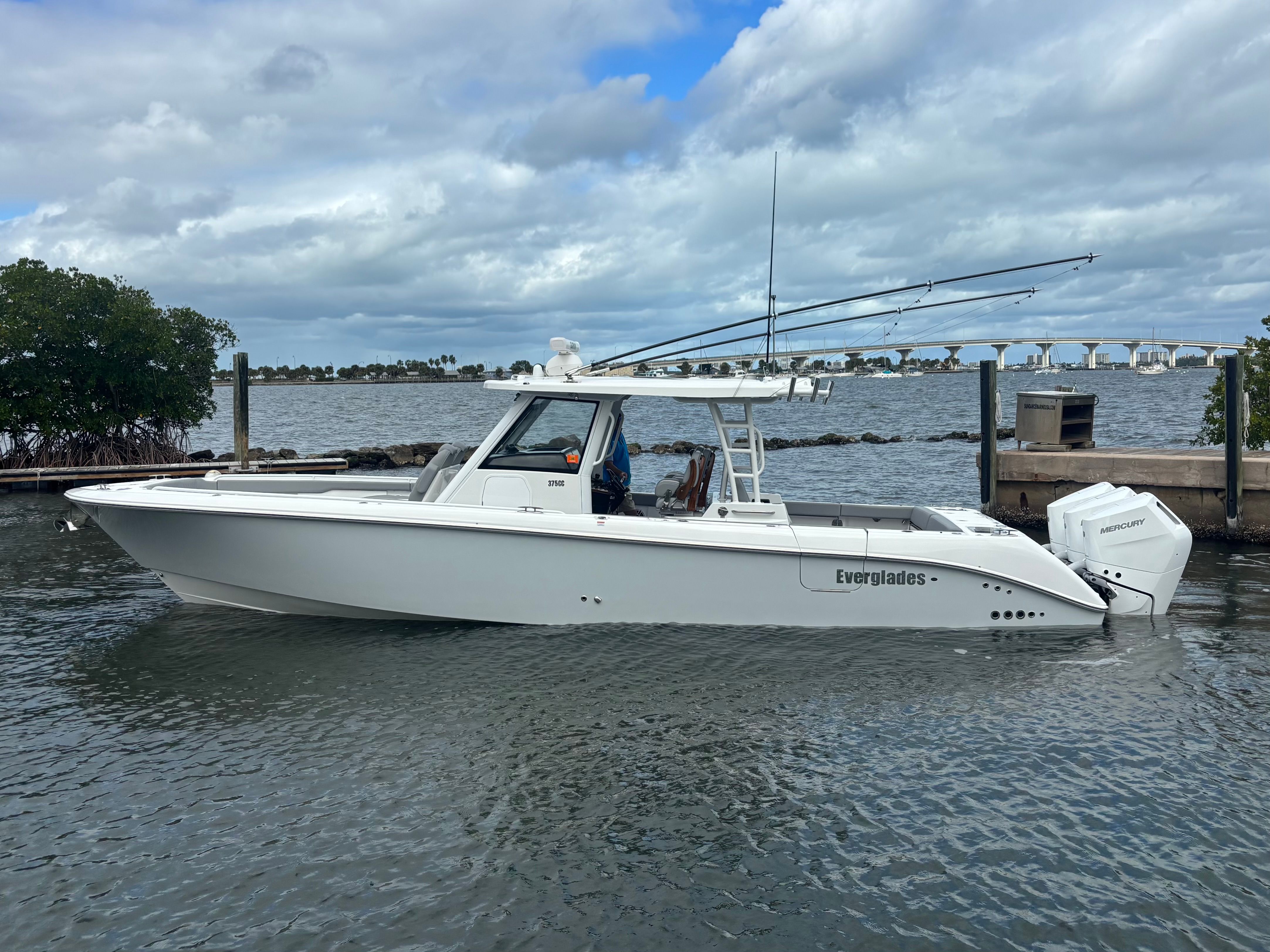 2026 Everglades 375 CC - Photo 26