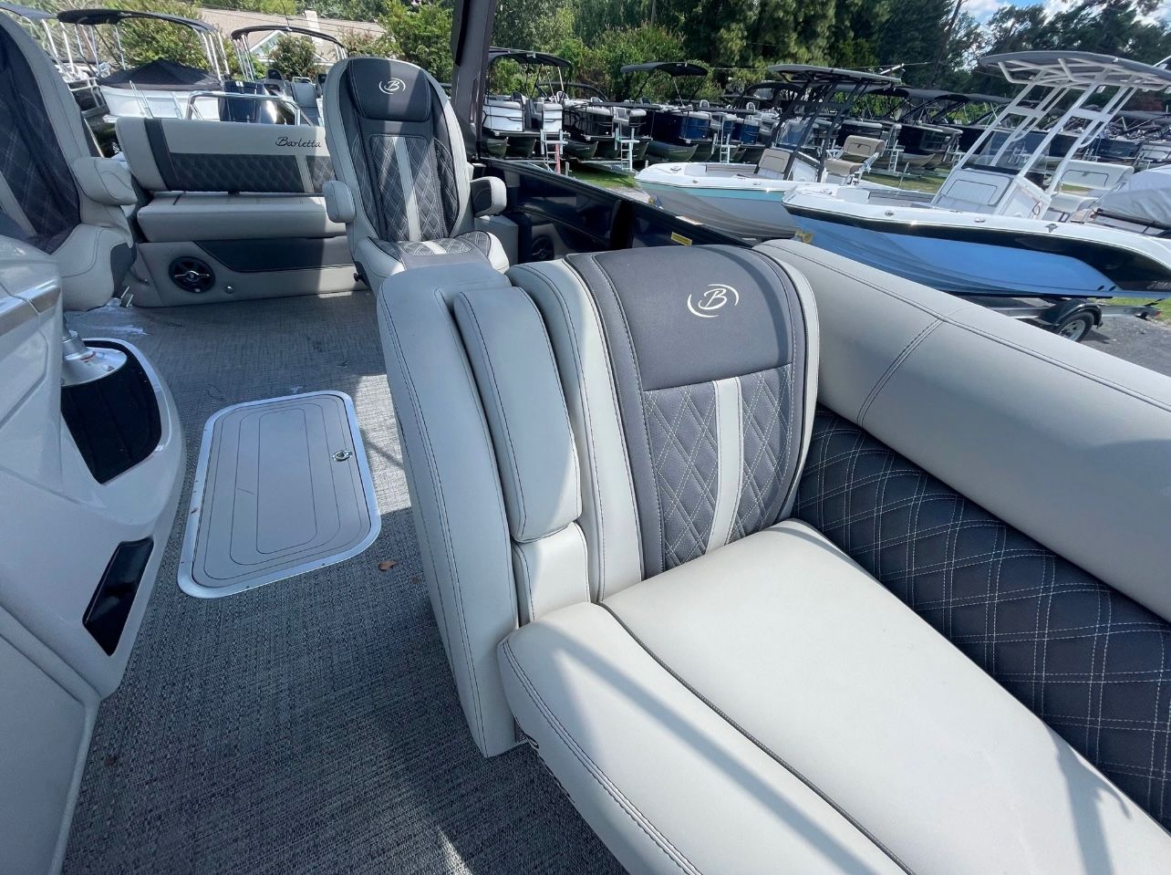 2025 Barletta Lusso L25UCA - Photo 20