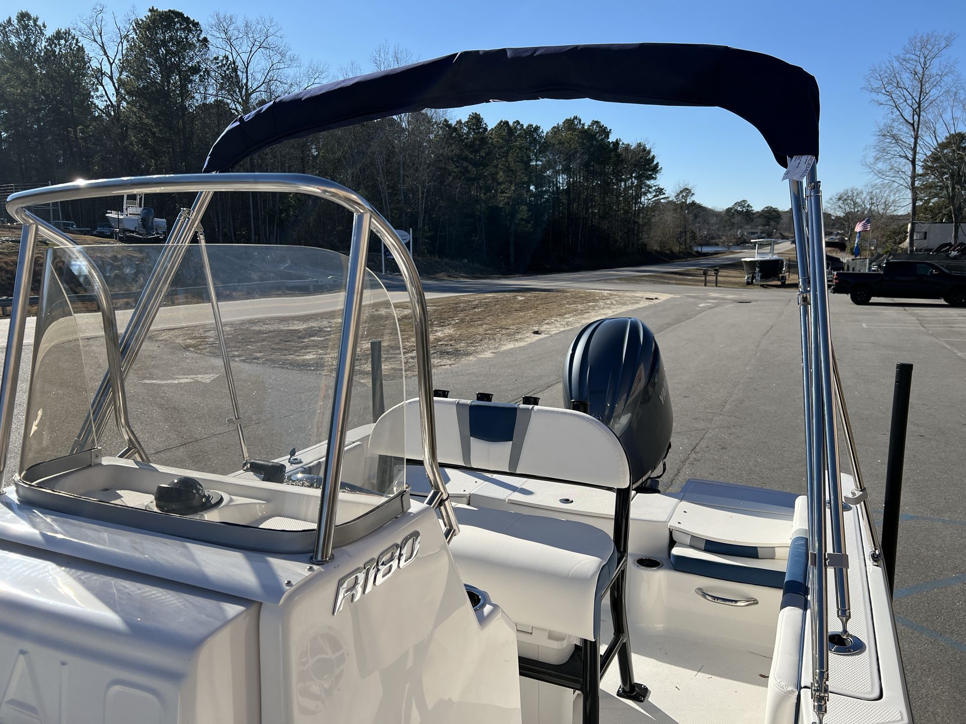 2025 Robalo 180 CC - Photo 8