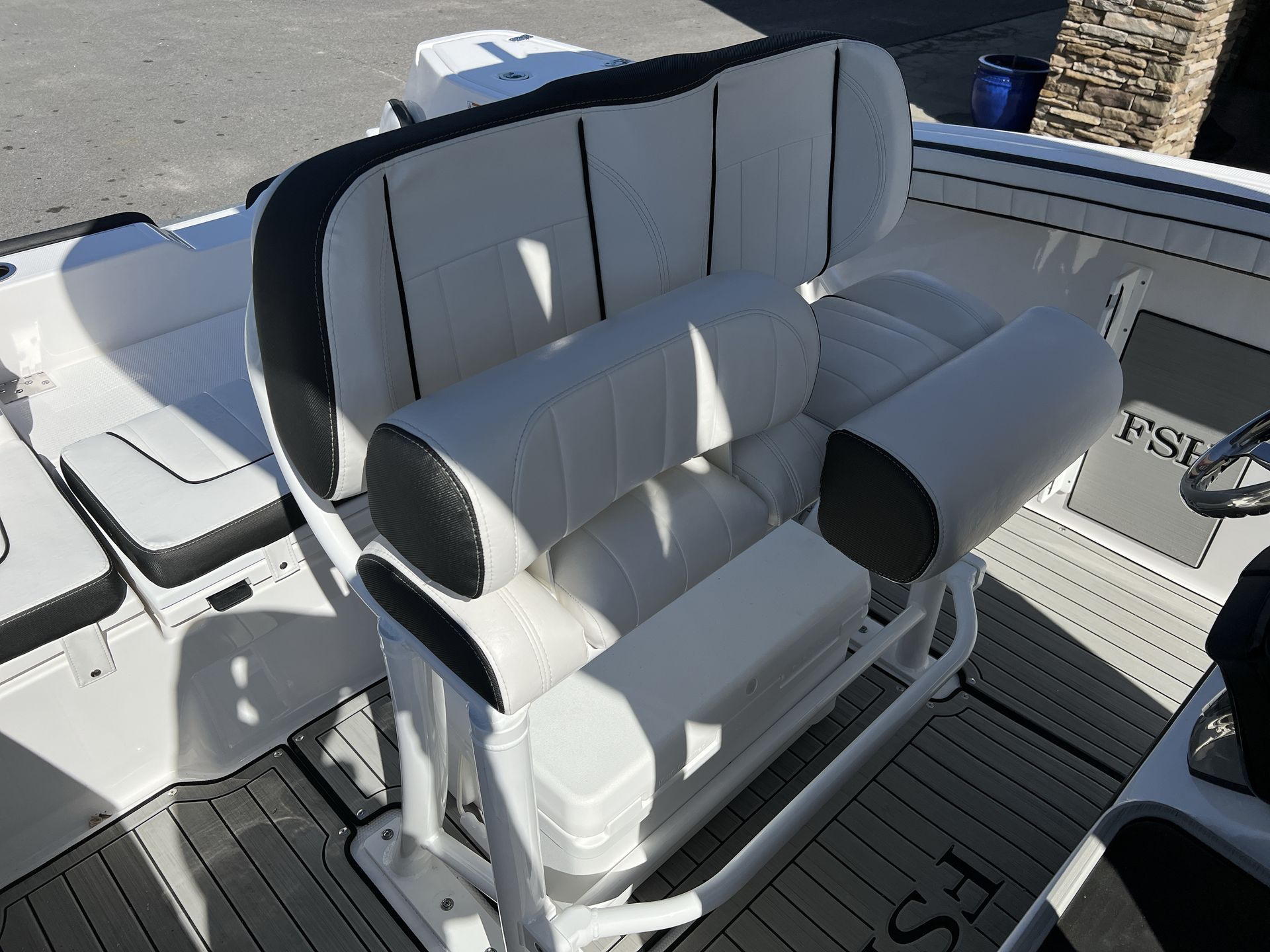 2025 Yamaha 255 FSH Sport E — photo 7 view