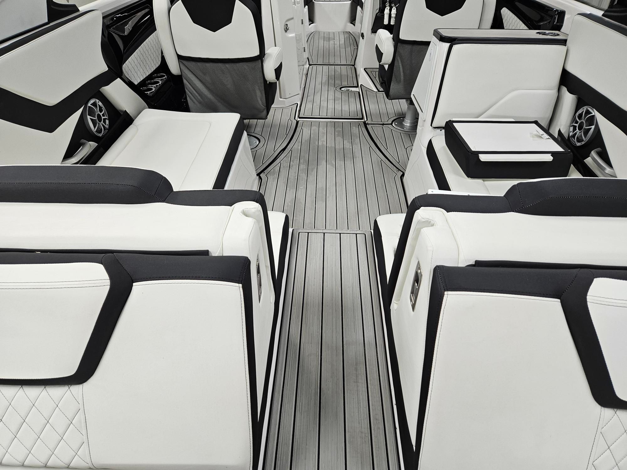 2025 Yamaha 252 S — photo 21 view