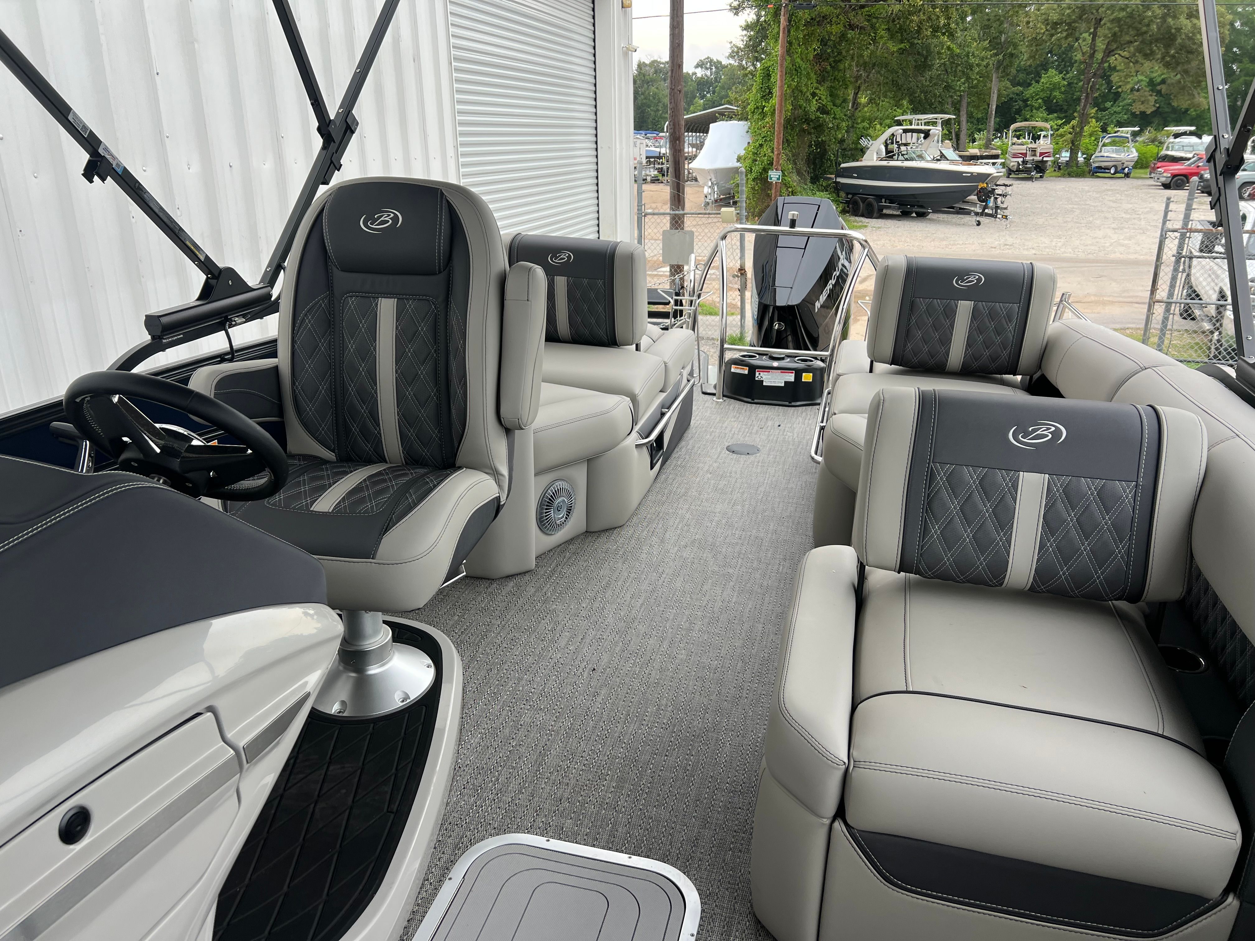 2025 Barletta Lusso L25M - Photo 22