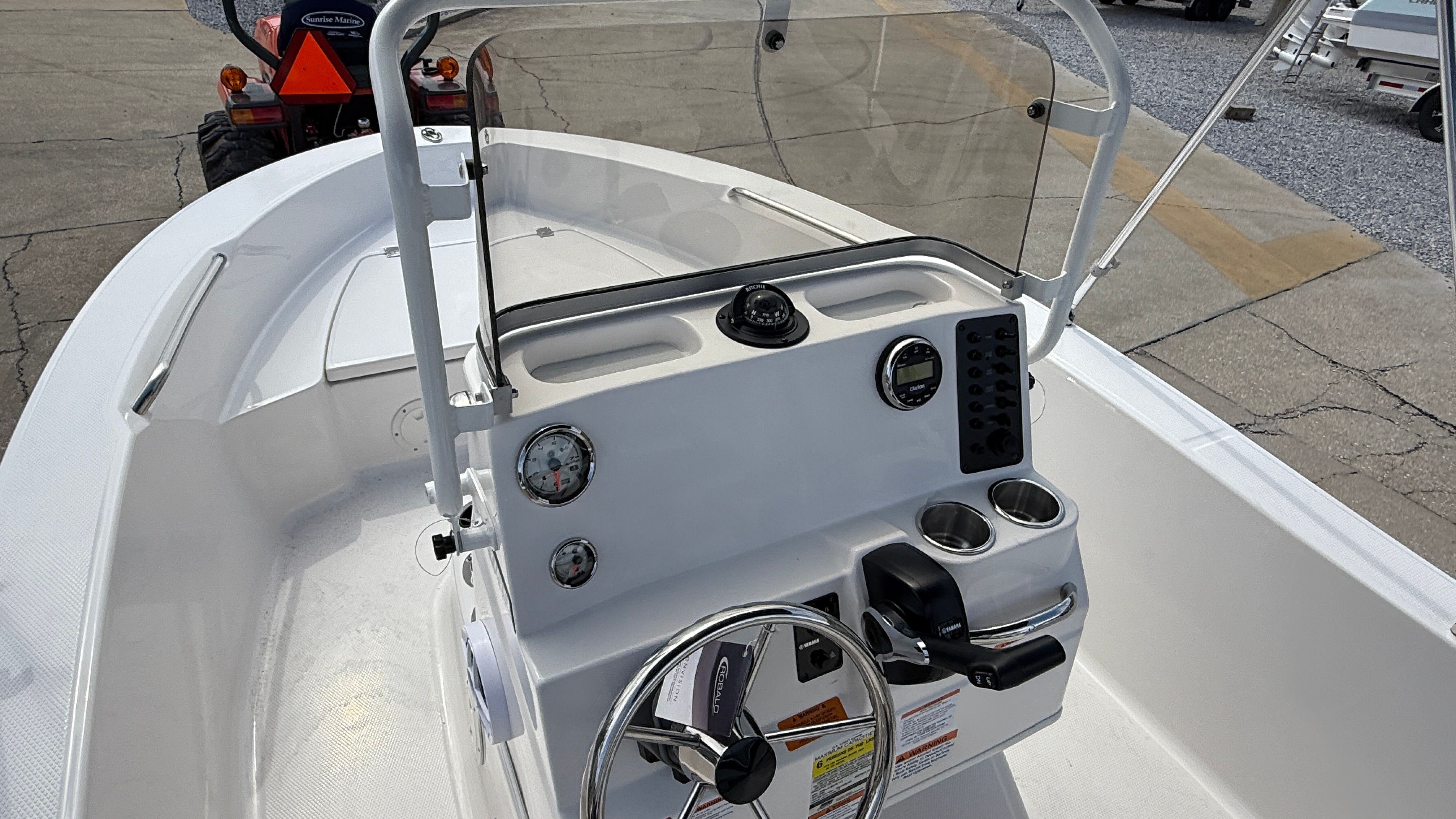 2025 Robalo 160 CC - Photo 17