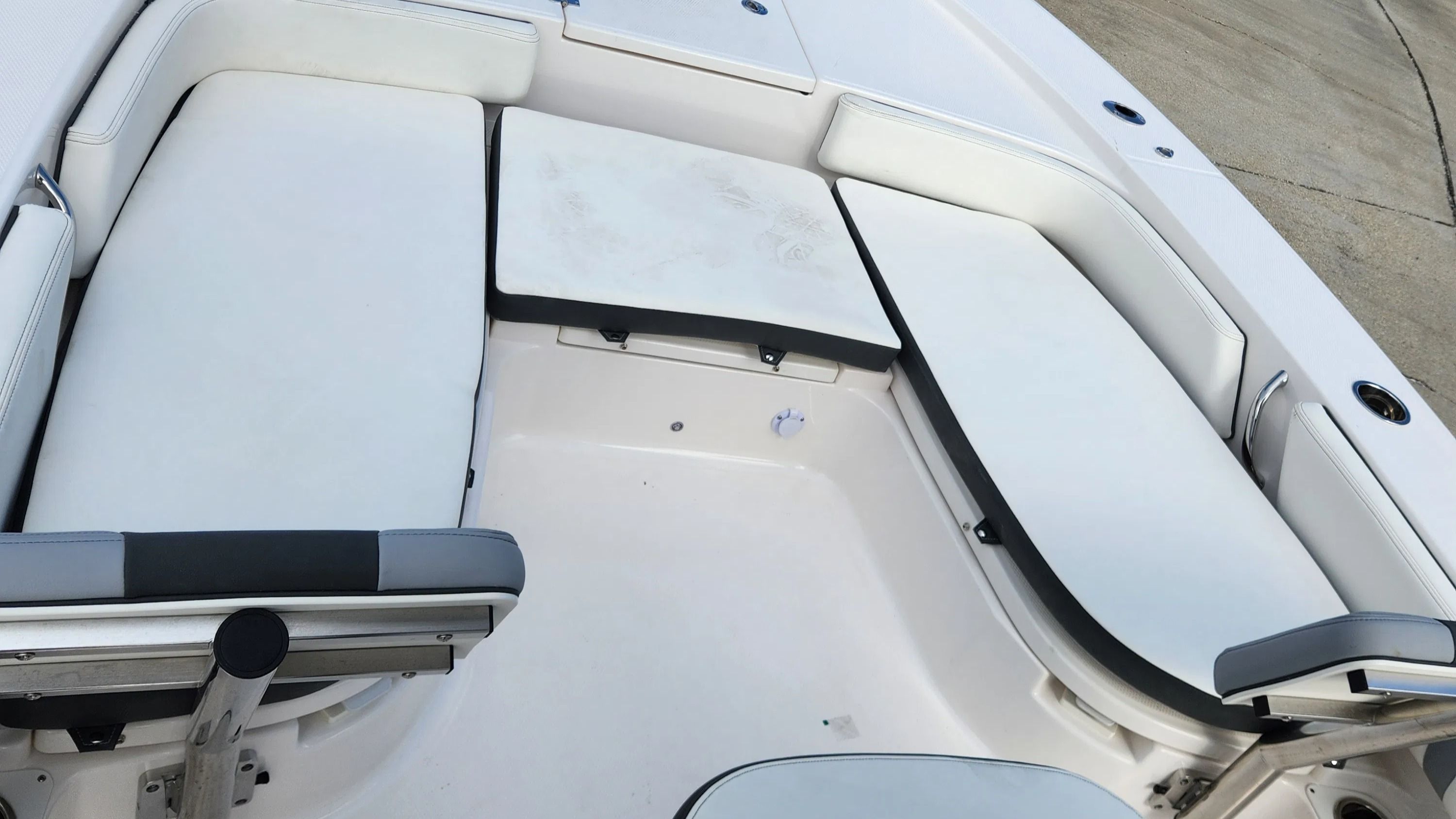 2025 Robalo 246 Cayman SD - Photo 7
