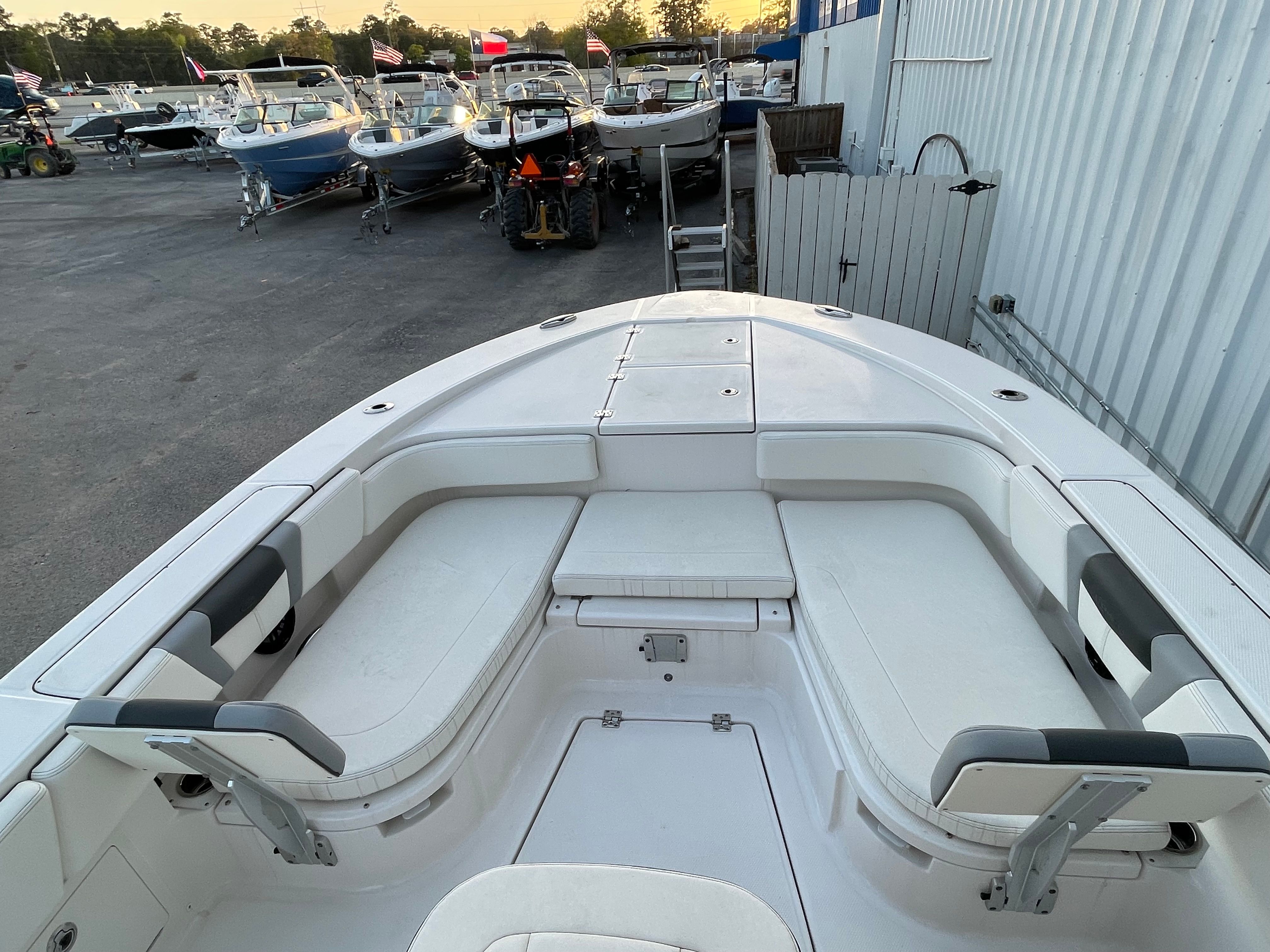 2025 Robalo 266 Cayman - Photo 8
