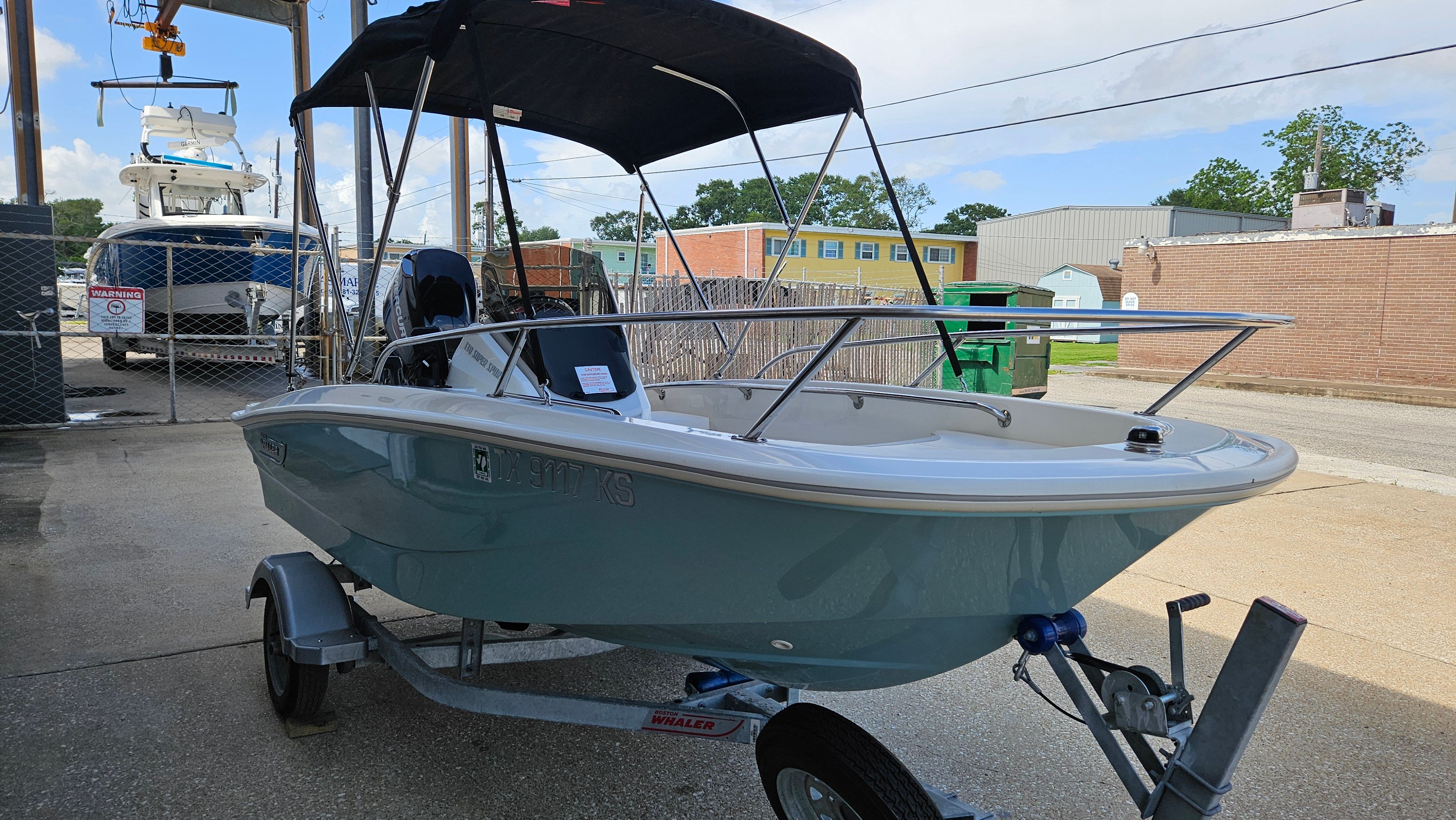 2023 Boston Whaler 130 Super Sport — side profile view