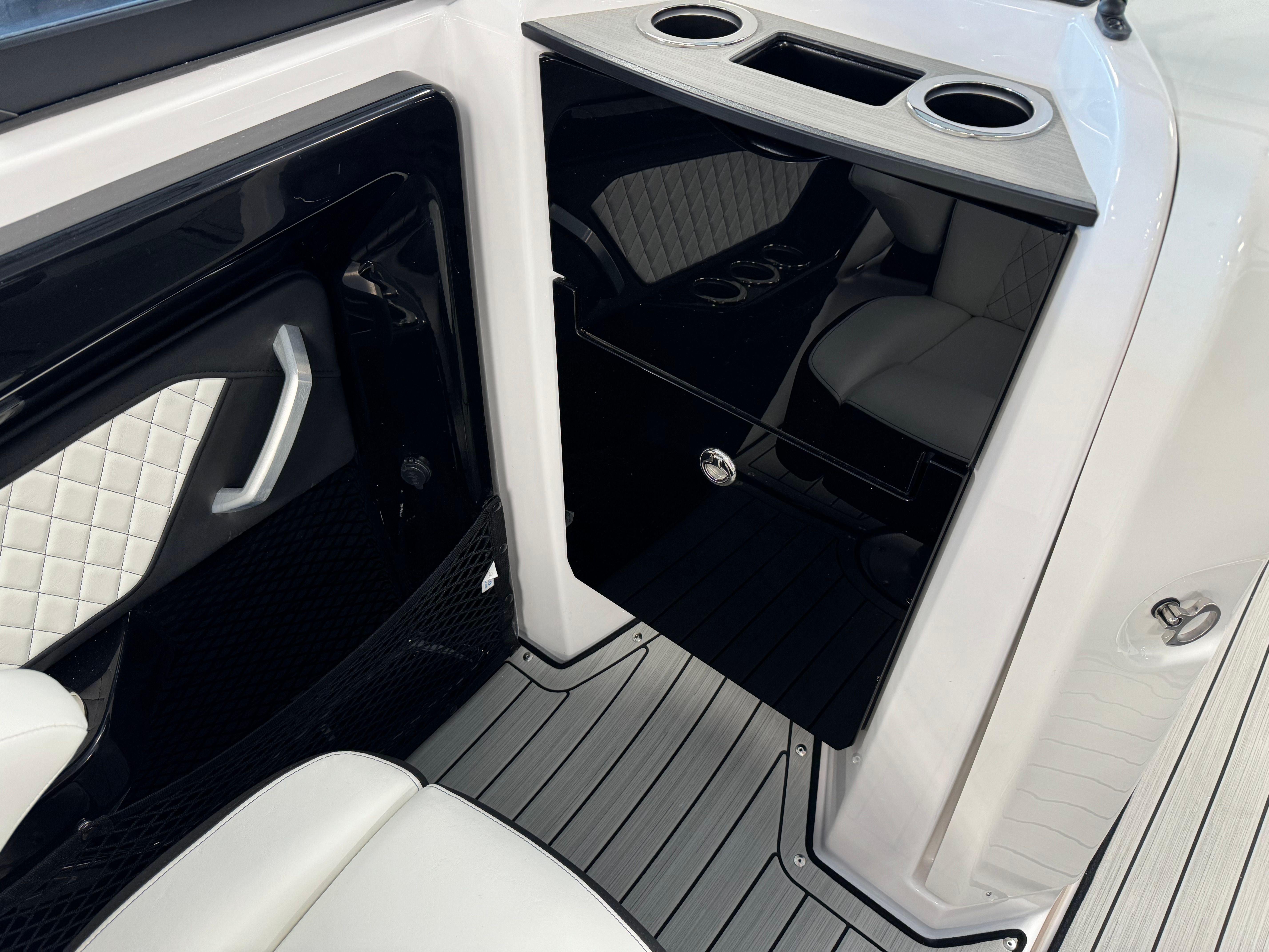 2025 Yamaha 252 SE — photo 36 view