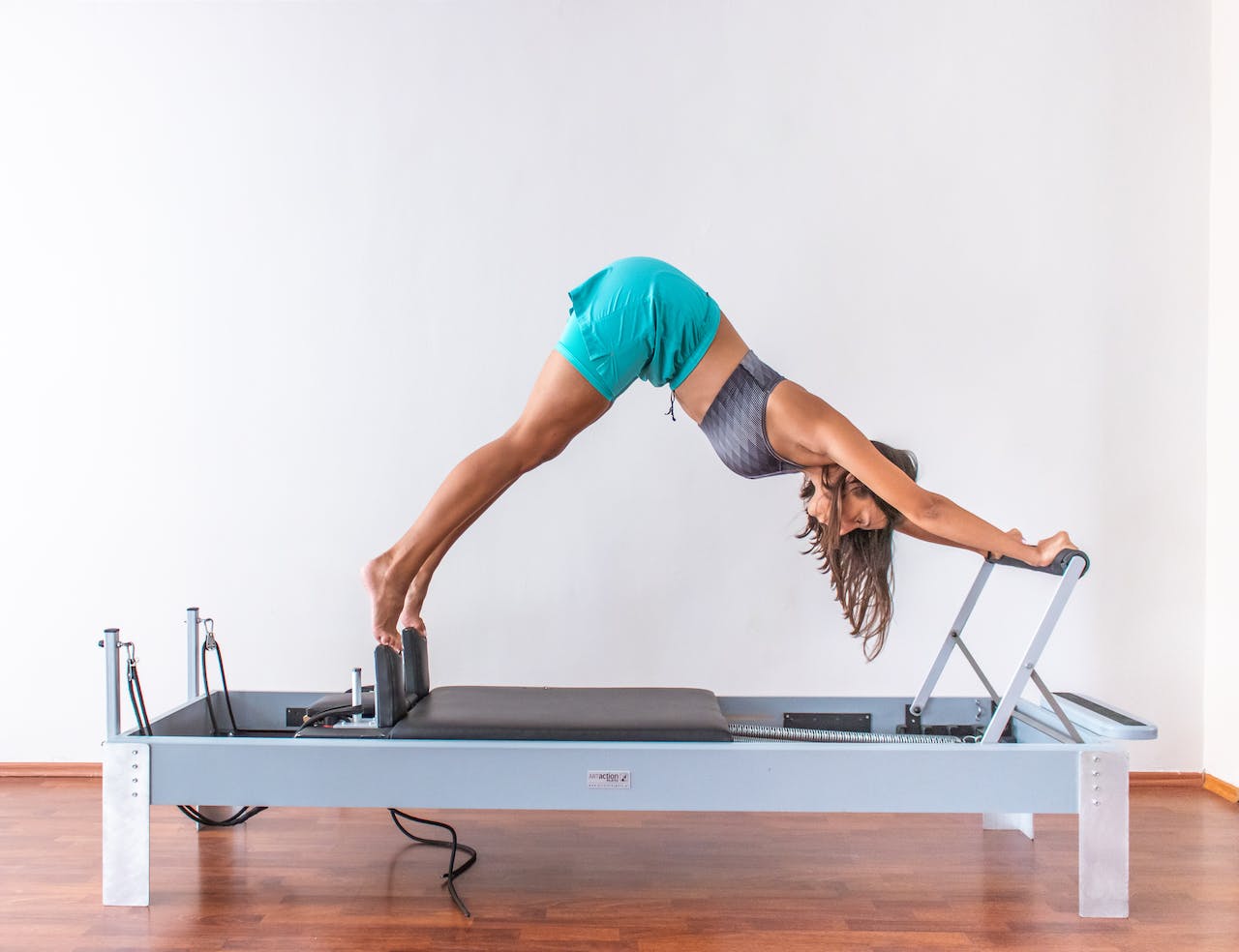 What is Reformer Pilates? - An Introduction - Complete Pilates