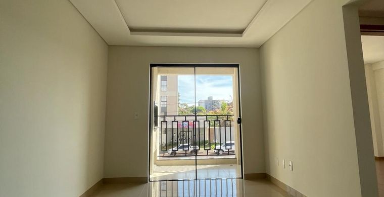 Apartamento em Toledo-PR no bairro JD Pancera - Rua Guaira- Residencial Solar dos Arcos, 1590, Ap 41 (Frente lado Esquerdo)