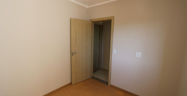 Apartamento em Toledo-PR no bairro Vila Industrial  - Borges de Medeiros, 2039, 4º Pavimento/ Ap 34 (frente)