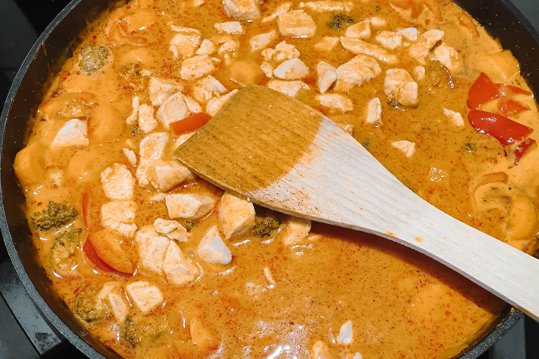 Selbergemachtes Curry, der Klassiker nach einem Trackday - (Foto: Maurice Foucault) Selbergemachtes Curry, der Klassiker nach einem Trackday - (Foto: Maurice Foucault)