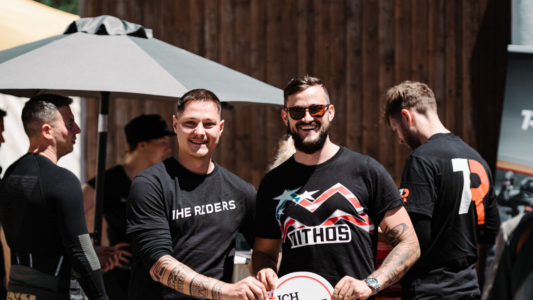 Better together: The Riders hat die Motorrad-Community aktiviert und dazu motiviert, gemeinsam Gutes zu tun (Bild: Samuel Eggenschwiler) Better together: The Riders hat die Motorrad-Community aktiviert und dazu motiviert, gemeinsam Gutes zu tun (Bild: Samuel Eggenschwiler)