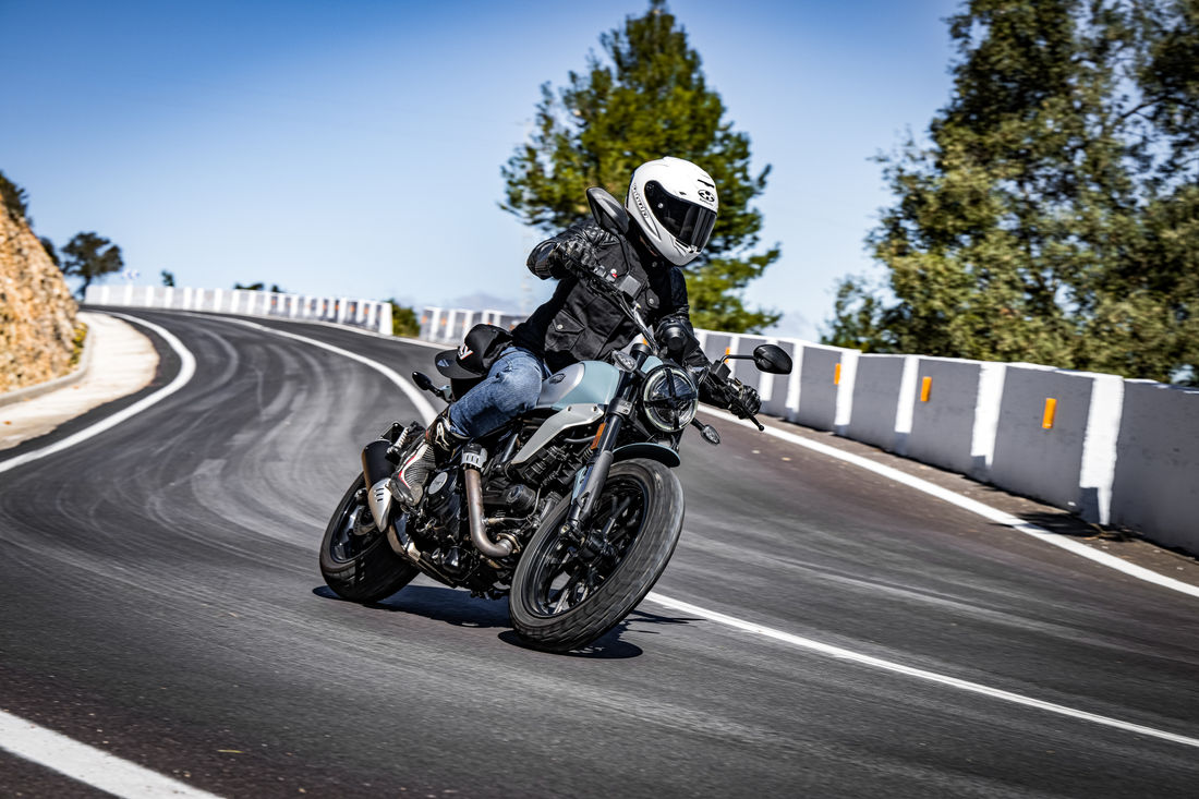 Den Lifestyle auf dem Motorrad geniessen – das ist das Ziel der neuen Scrambler. Den Lifestyle auf dem Motorrad geniessen – das ist das Ziel der neuen Scrambler.
