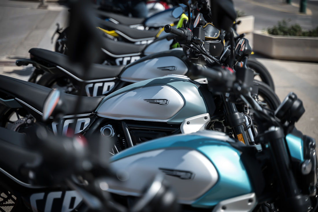 Jade Green: Unsere Icon-Farbe für den Testride. Jade Green: Unsere Icon-Farbe für den Testride.
