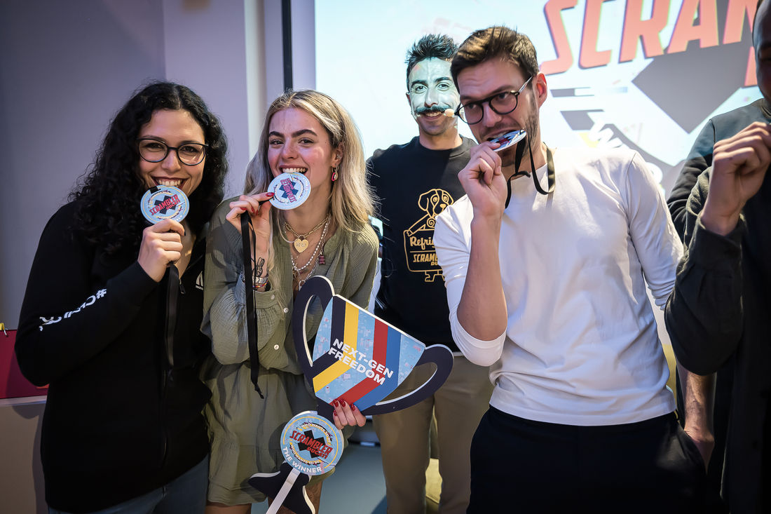 Das Girlsteam gewinnt – Frauenpower am Scrambler-Quiz ;-) Das Girlsteam gewinnt – Frauenpower am Scrambler-Quiz ;-)