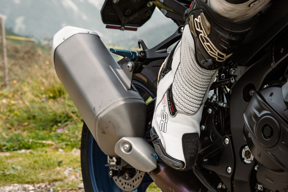 Auch für die GSX-R 1000 R gibt es einige Endschalldämpfer-Alternativen.(Foto: Patrick Köhli)