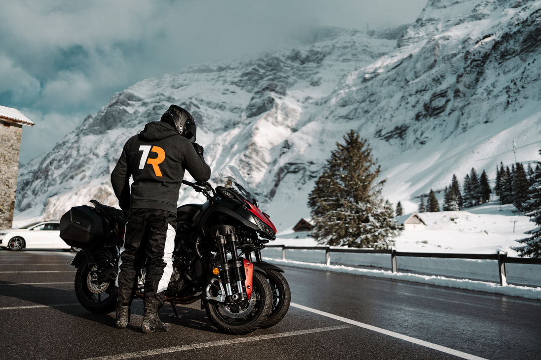 Dank Niken und Riders-Hoodie sicher und warm am Ziel angekommen (Foto: Selina Schär)