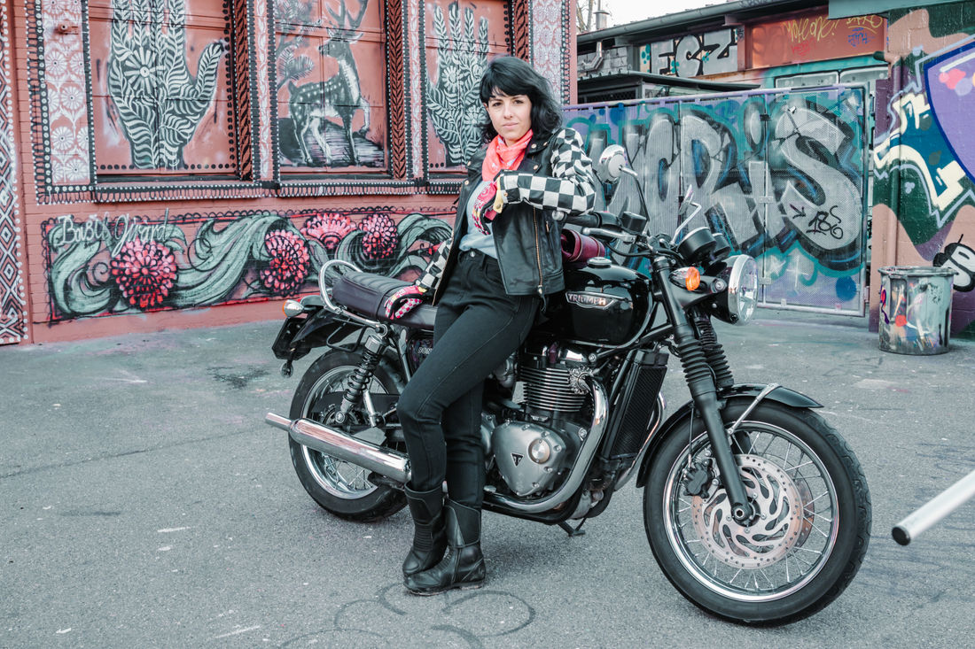 Handschuhe, Hosen, Jacken – das Angebot ist breit gefächert (Foto: ReBelle Motowear) Handschuhe, Hosen, Jacken – das Angebot ist breit gefächert (Foto: ReBelle Motowear)