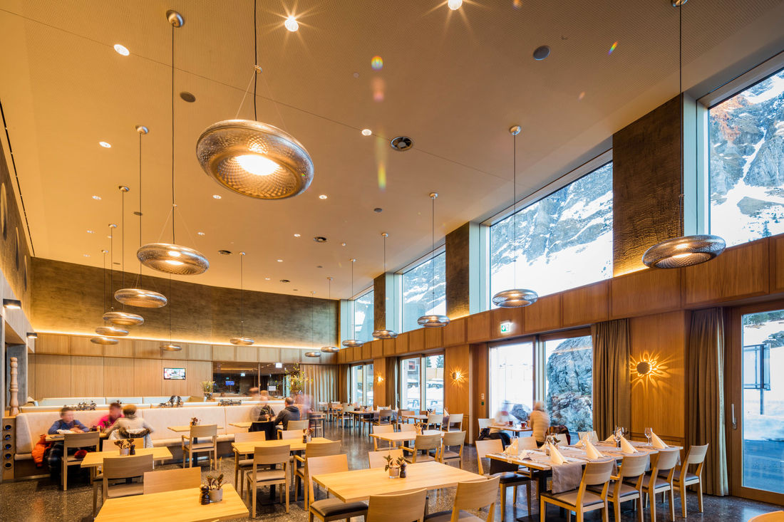 Lässt sich übrigens auch optimal für Events nutzen: das Restaurant Schwägalp (Foto: Säntis-Schwebebahn) Lässt sich übrigens auch optimal für Events nutzen: das Restaurant Schwägalp (Foto: Säntis-Schwebebahn)