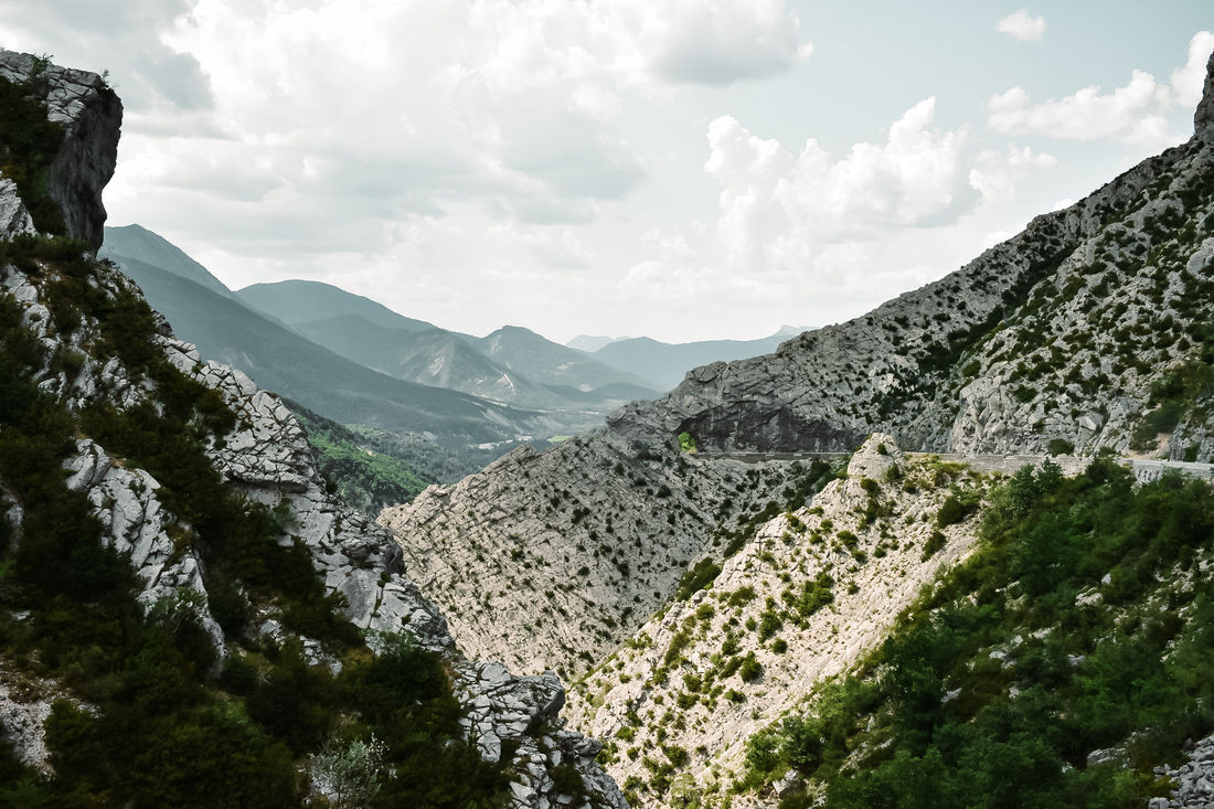 Berge, wohin das Auge reicht. (Photo: Philipp Koch) 