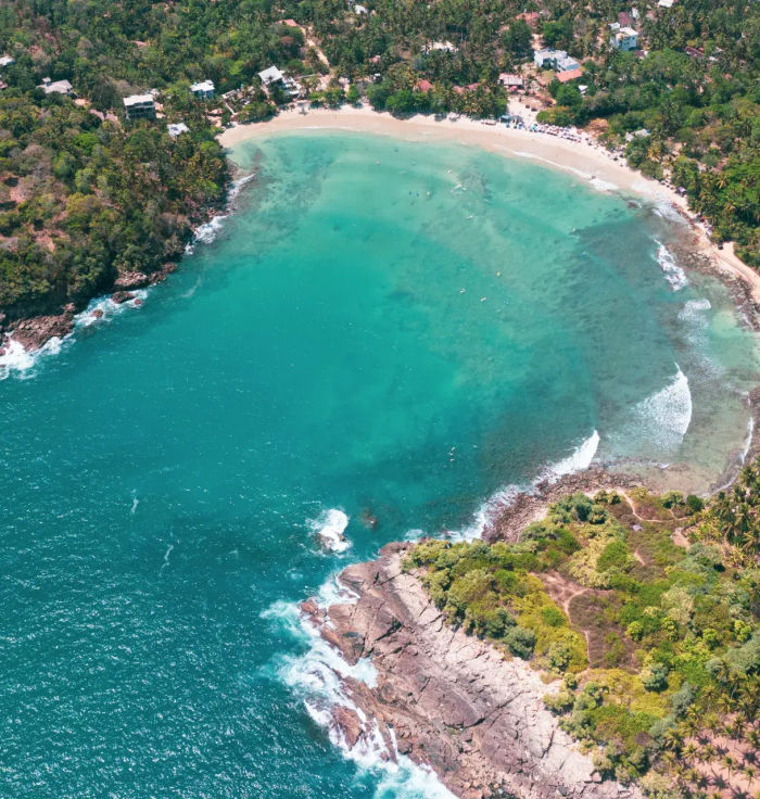 Hiriketiya Beach