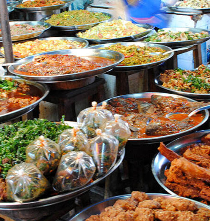 Khlong Toei Market