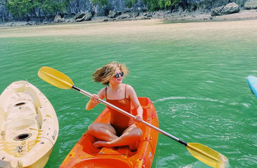 Hang Luon, Hal ong Bay, Vietnam